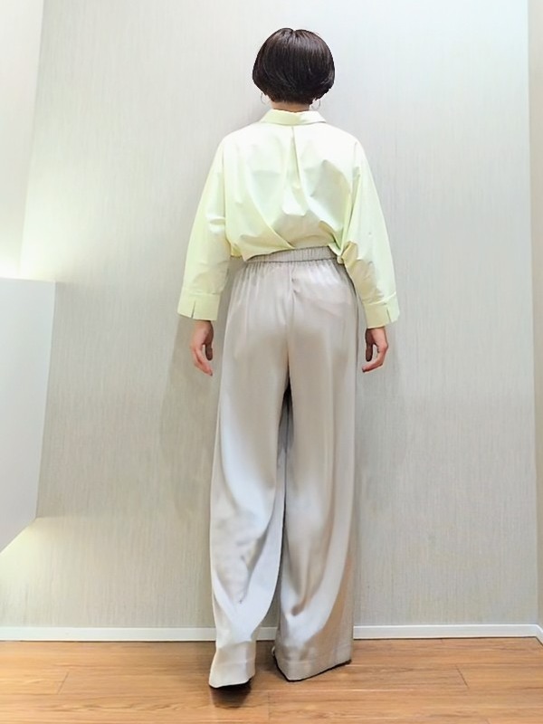 ミズタさんの「UNTITLED｜【接触冷感/吸水速乾/UVカット】ドルマンスリーブシャツ」を使ったコーディネート