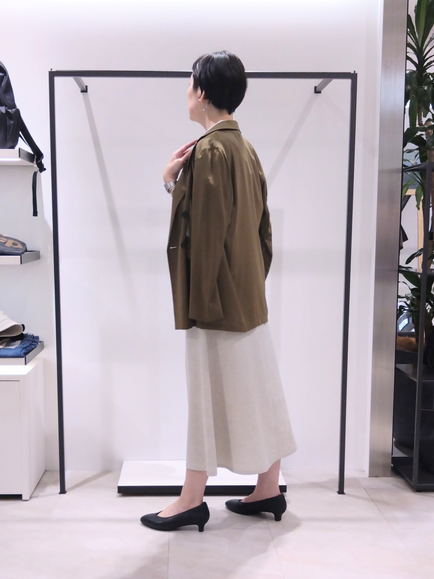 まちこさんの「UNTITLED｜【接触冷感/UVカット/イージーケア】テーラードカラーワンピース」を使ったコーディネート