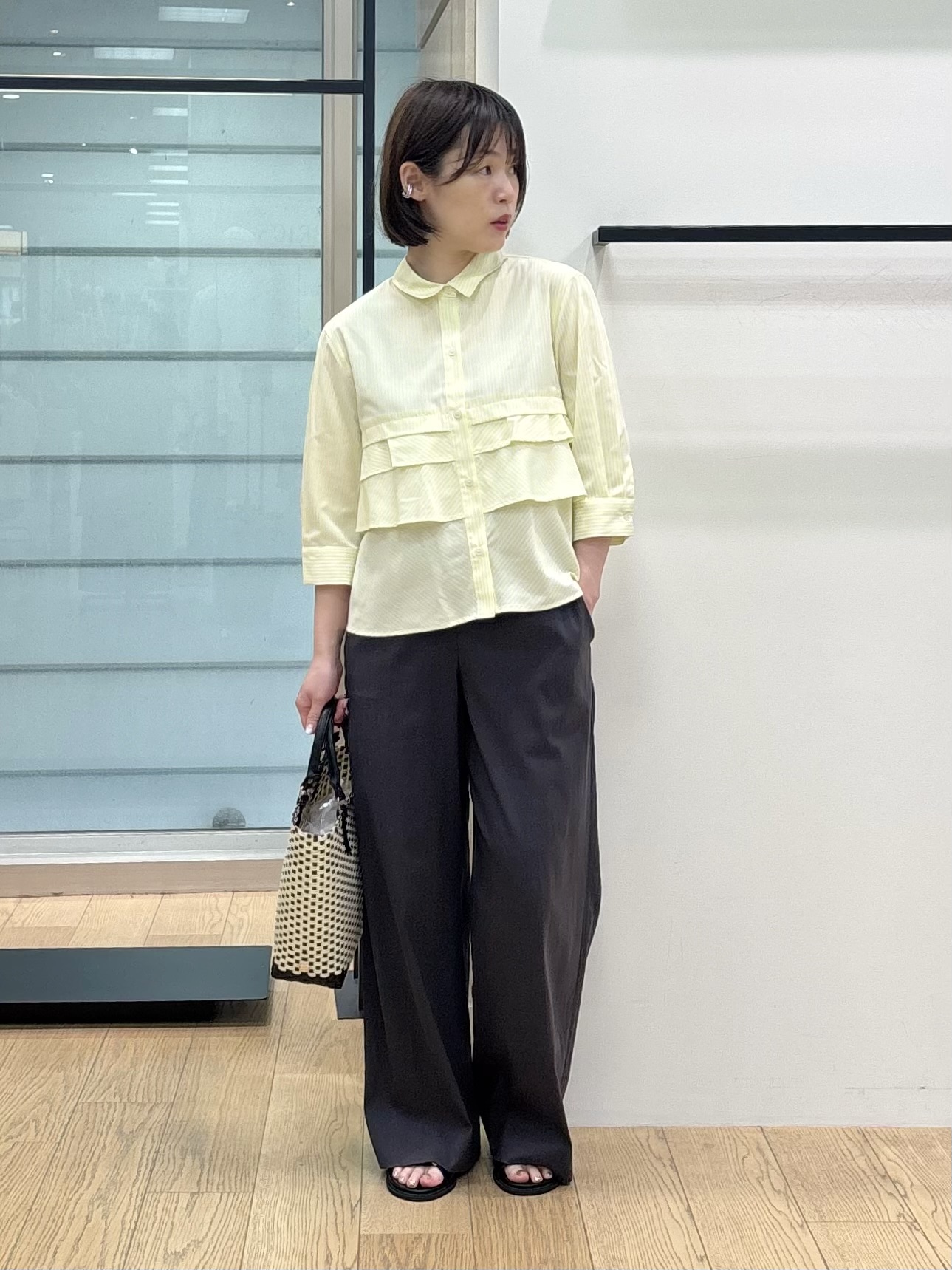 asamiさんの「INDIVI｜【UVケア／吸汗速乾／着映え】ティアードストライプシャツ」を使ったコーディネート