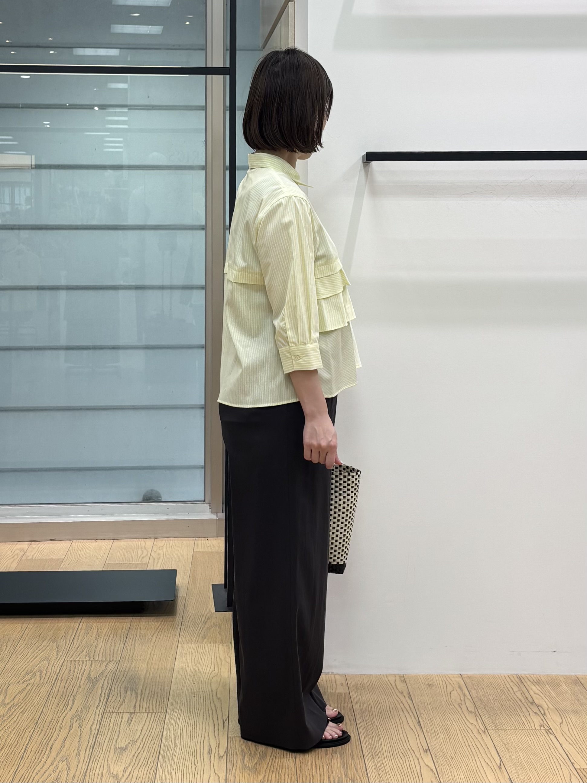 asamiさんの「INDIVI｜【UVケア／吸汗速乾／着映え】ティアードストライプシャツ」を使ったコーディネート