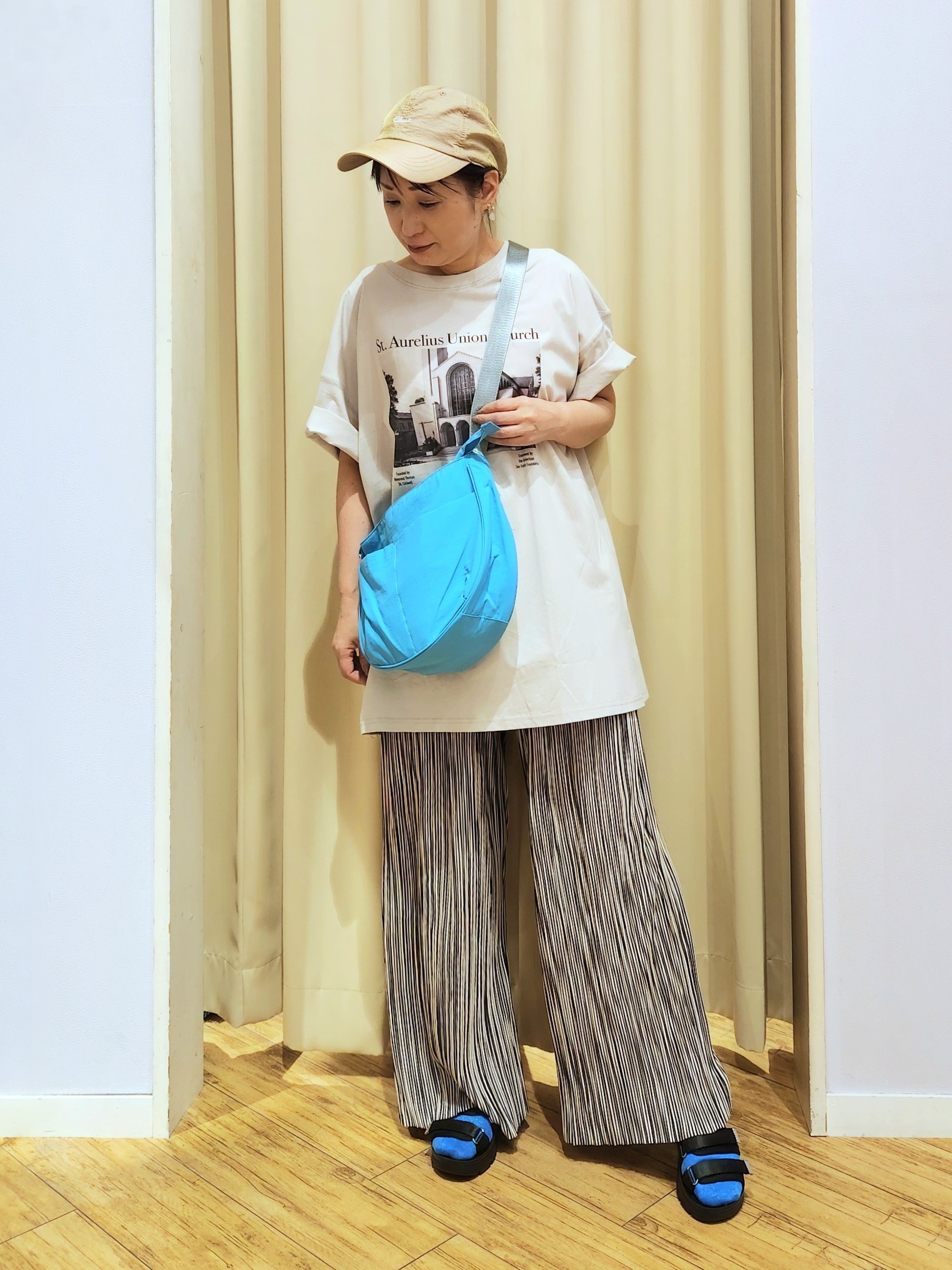 くまさんの「SHOO･LA･RUE｜【ひんやり】ゆるっと体型カバー BIGアソートTシャツ」を使ったコーディネート