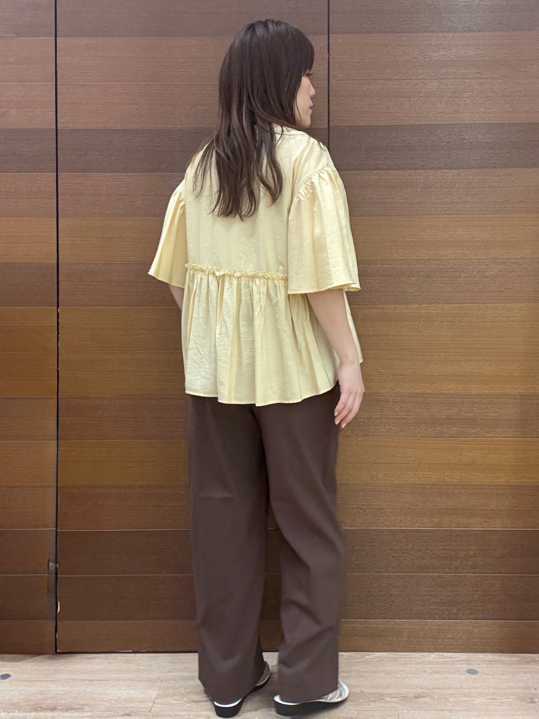 maichiさんの「OPAQUE.CLIP｜アシンメトリーペプラムブラウス【洗濯機OK】」を使ったコーディネート