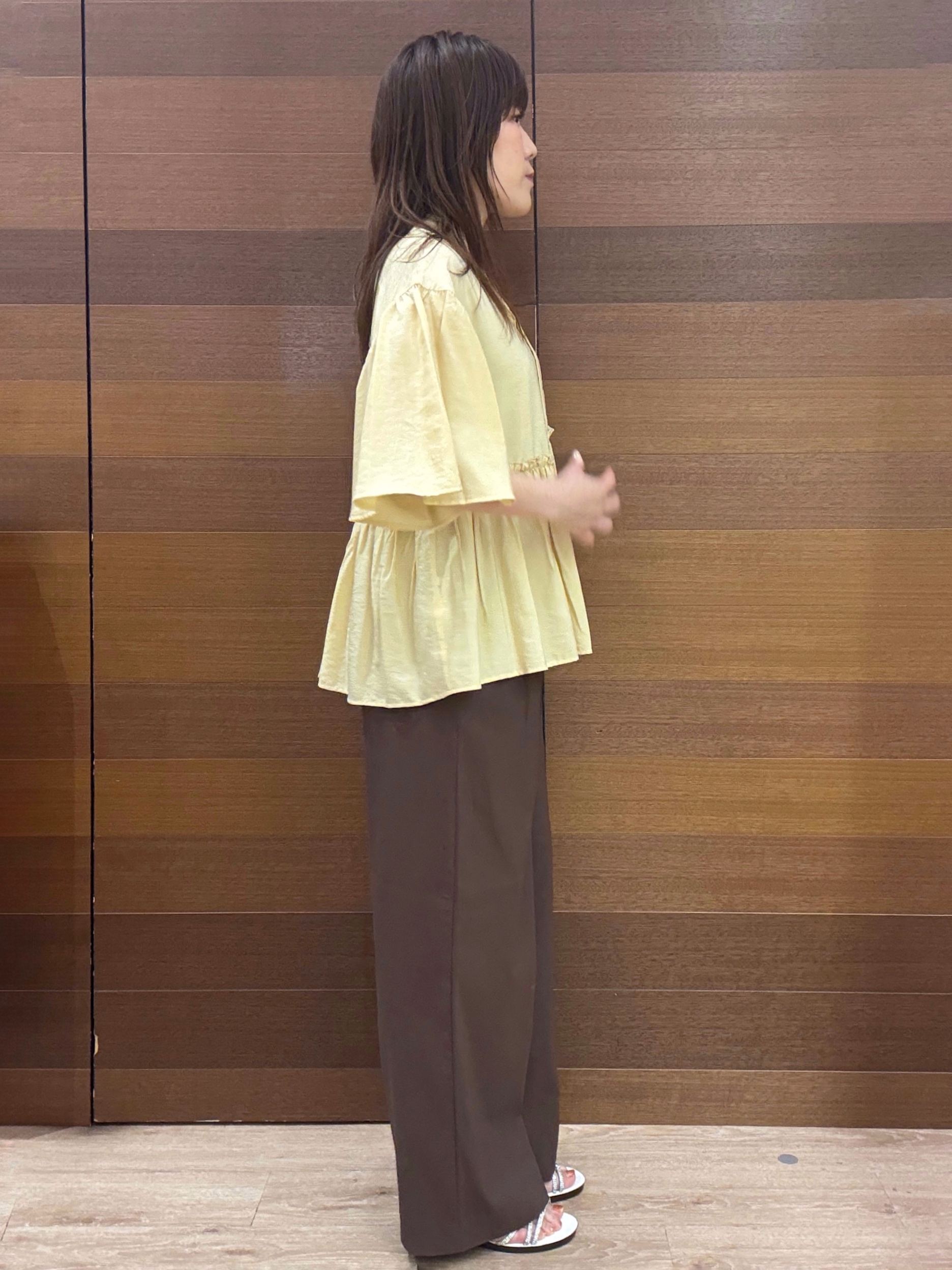 maichiさんの「OPAQUE.CLIP｜アシンメトリーペプラムブラウス【洗濯機OK】」を使ったコーディネート