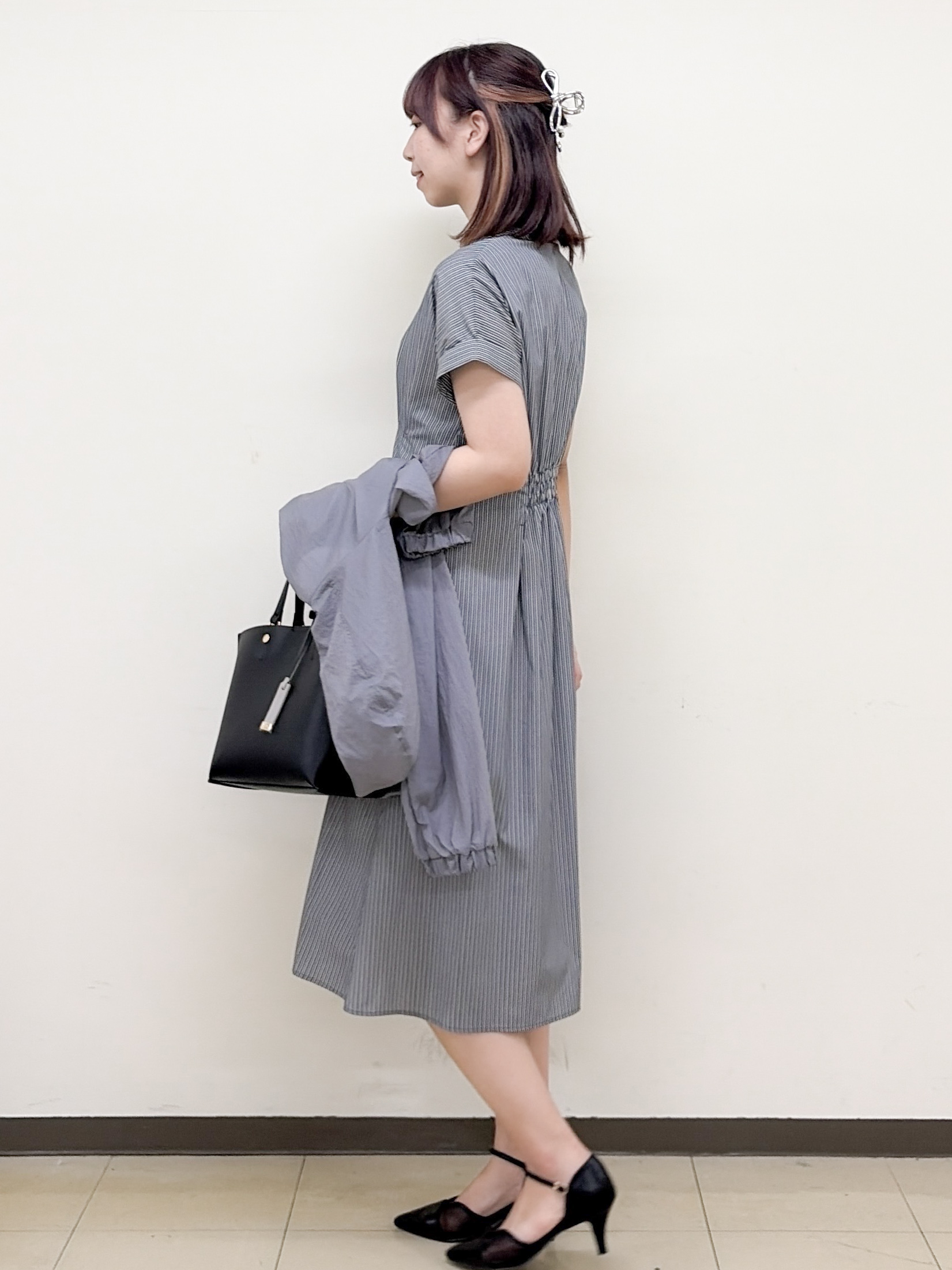 yurinaさんの「index｜【接触冷感／UV】ストライプタックシャツワンピース《洗濯機OK》」を使ったコーディネート