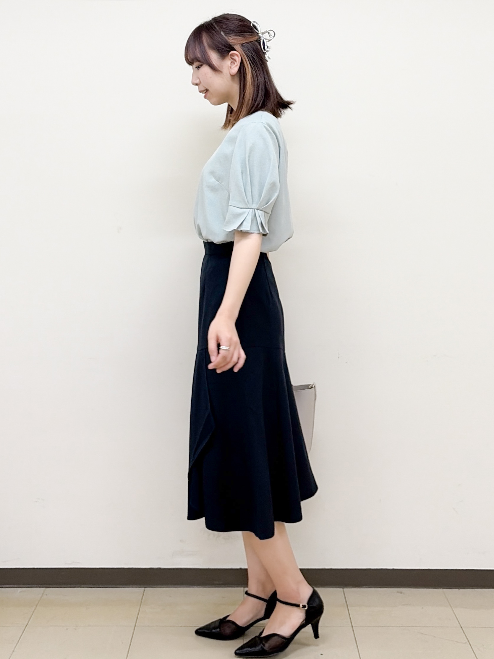 yurinaさんの「index｜【接触冷感】タックパフスリーブブラウス《吸水速乾／防シワ／洗濯機OK／XS～3L／6col》」を使ったコーディネート