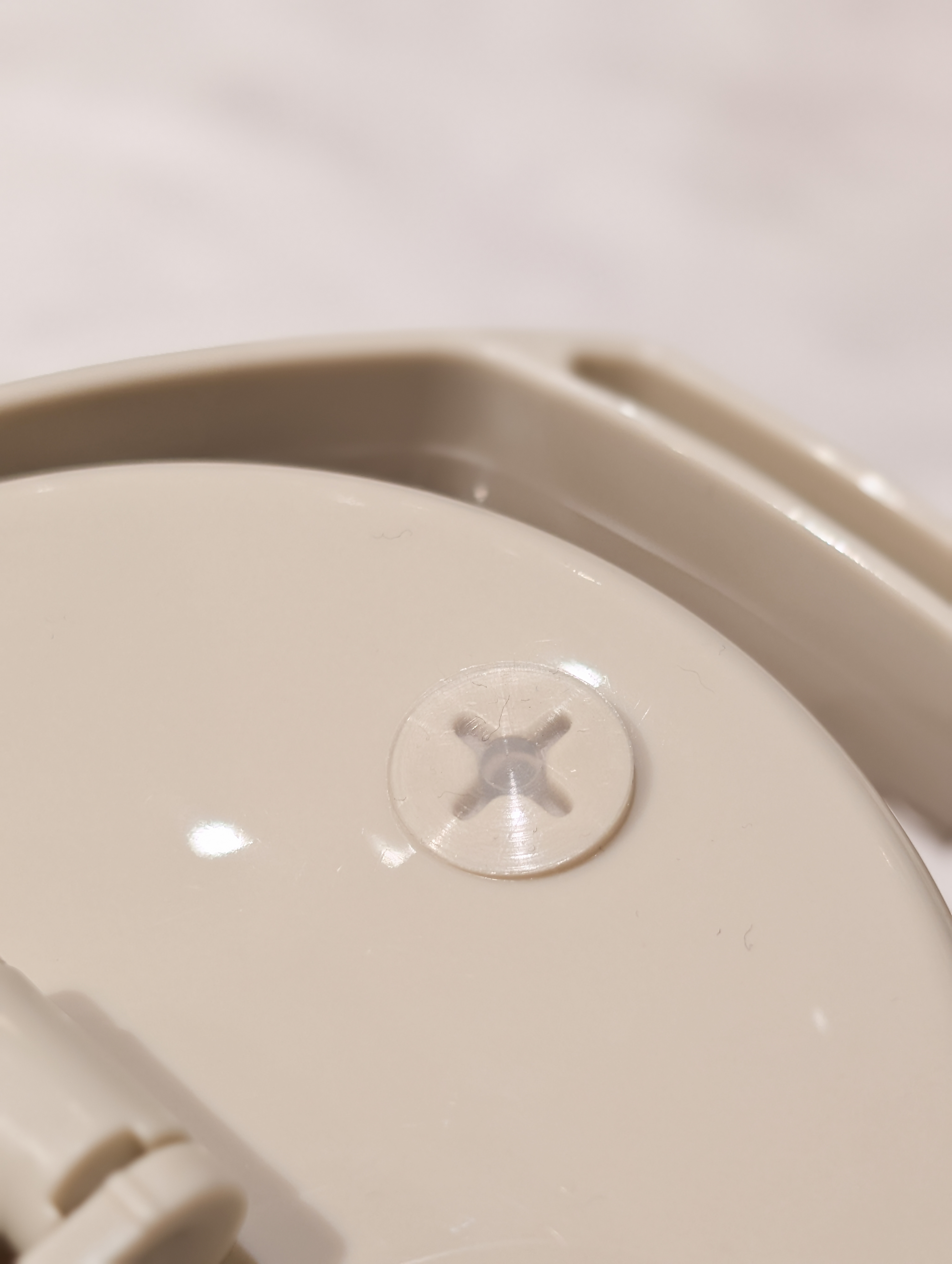 シモさんの「212 KITCHEN STORE｜樹脂製 果実酒びん 角型 4.0L」を使ったコーディネート