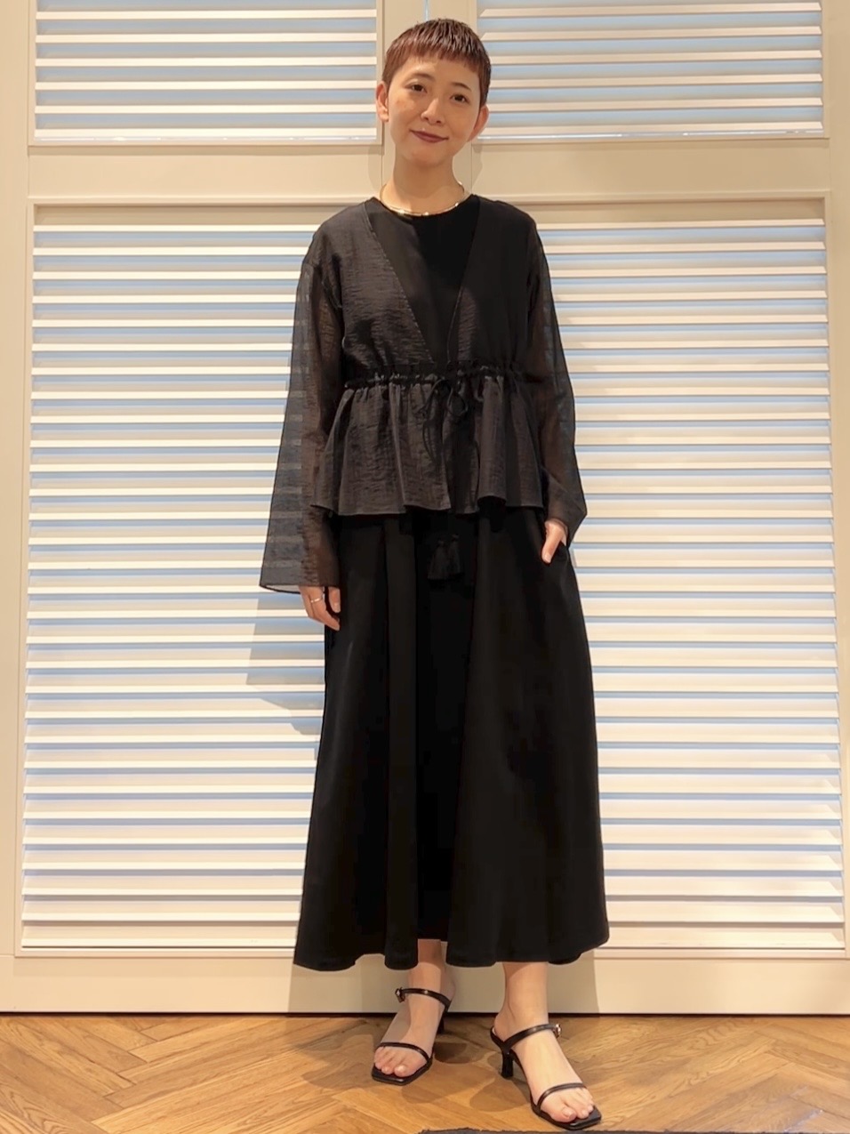 OCHIAIさんの「DRESSTERIOR｜シアー カーディガンブラウス」を使ったコーディネート