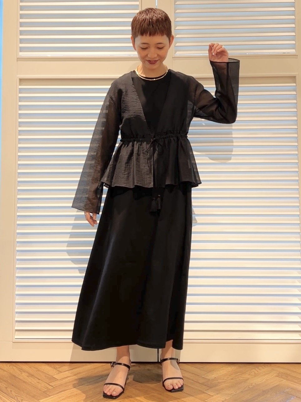 OCHIAIさんの「DRESSTERIOR｜シアー カーディガンブラウス」を使ったコーディネート