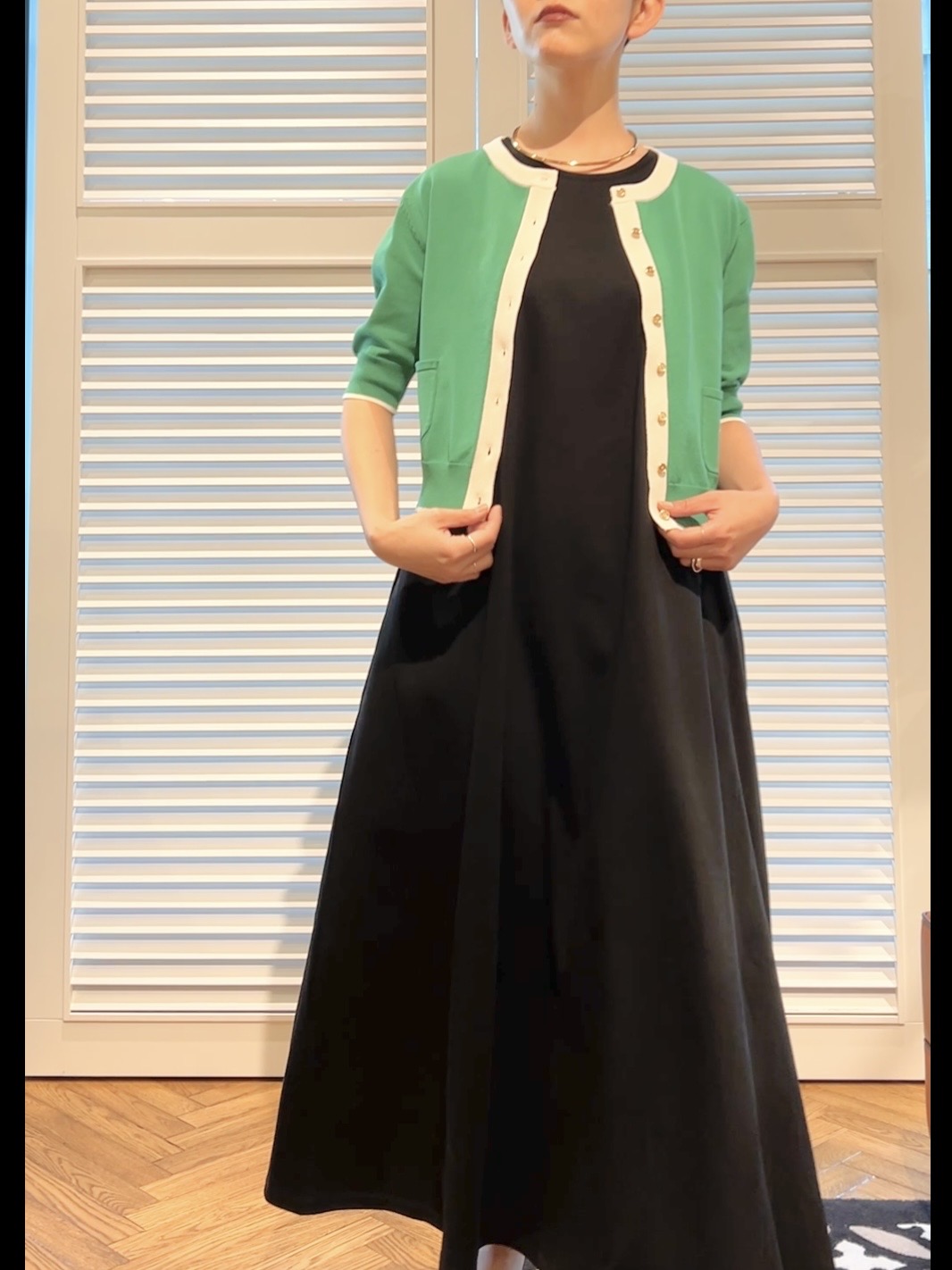 OCHIAIさんの「DRESSTERIOR｜【otonaMUSE5月号掲載/UVカット/ウォッシャブル】クールタッチ コンビ カーディガン」を使ったコーディネート
