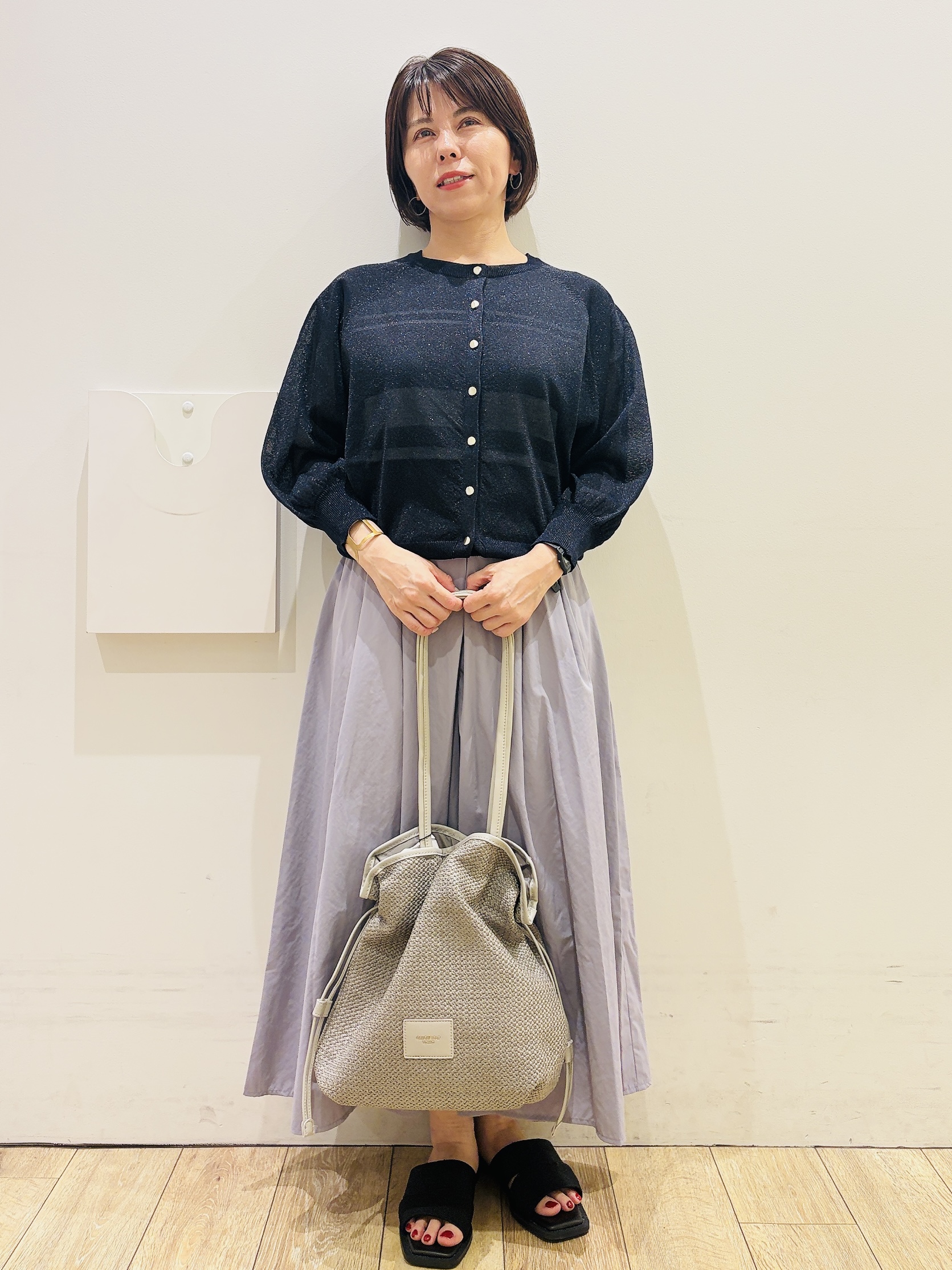 YUKOさんの「index｜表面デザイン フープピアス」を使ったコーディネート