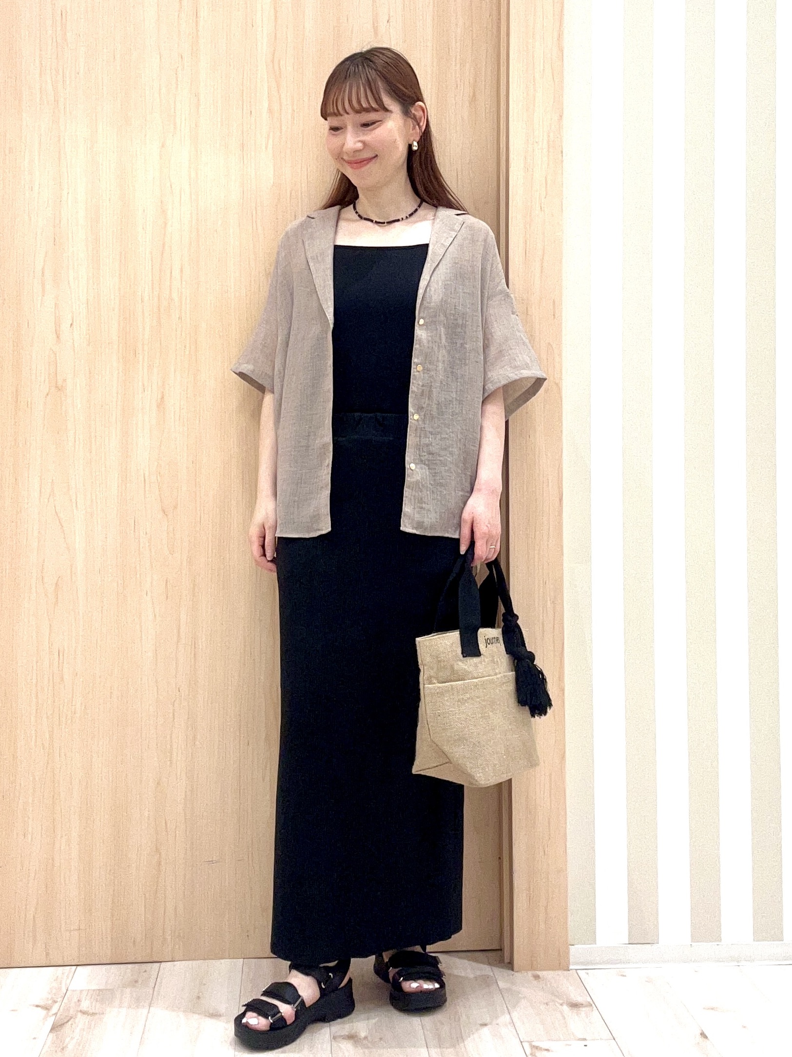 ririさんの「SHOO･LA･RUE｜【S-LL】ナチュラルに決まる 半袖シアーシャツジャケット」を使ったコーディネート