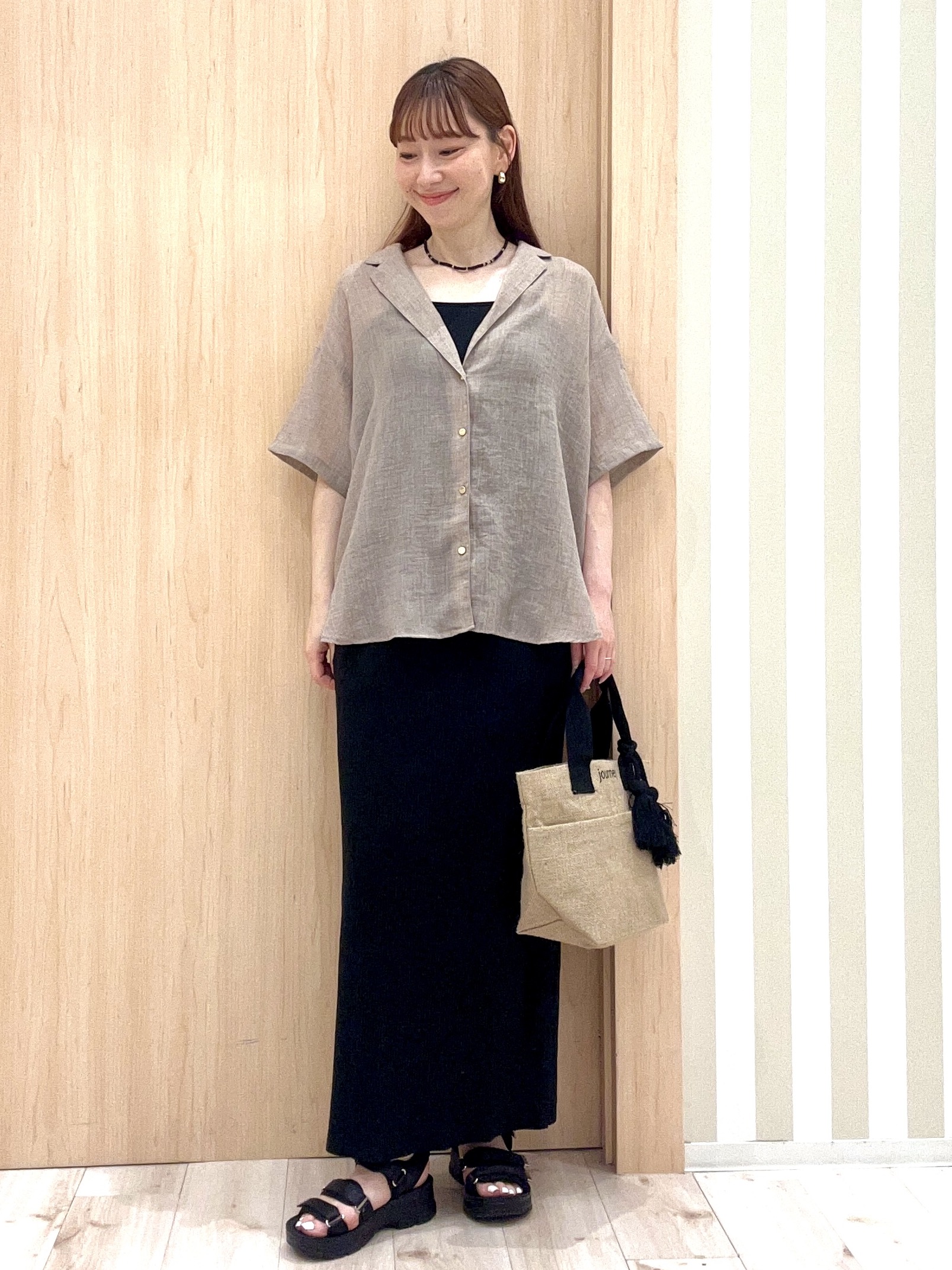 ririさんの「SHOO･LA･RUE｜【S-LL】ナチュラルに決まる 半袖シアーシャツジャケット」を使ったコーディネート