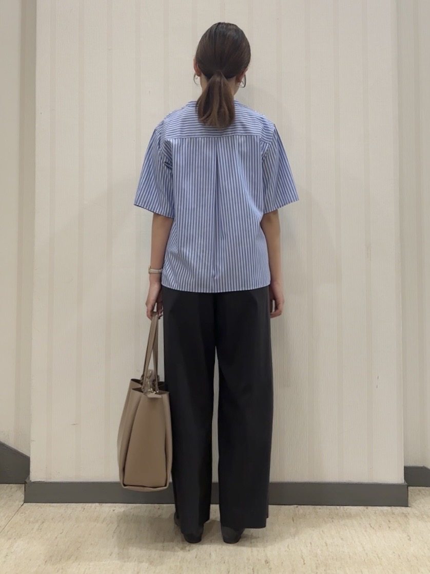 ちひさんの「INDIVI｜【褒められパンツ／洗える／ウエストゴム】ワイドタックパンツ」を使ったコーディネート