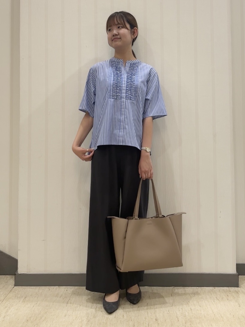 ちひさんの「INDIVI｜【褒められパンツ／洗える／ウエストゴム】ワイドタックパンツ」を使ったコーディネート