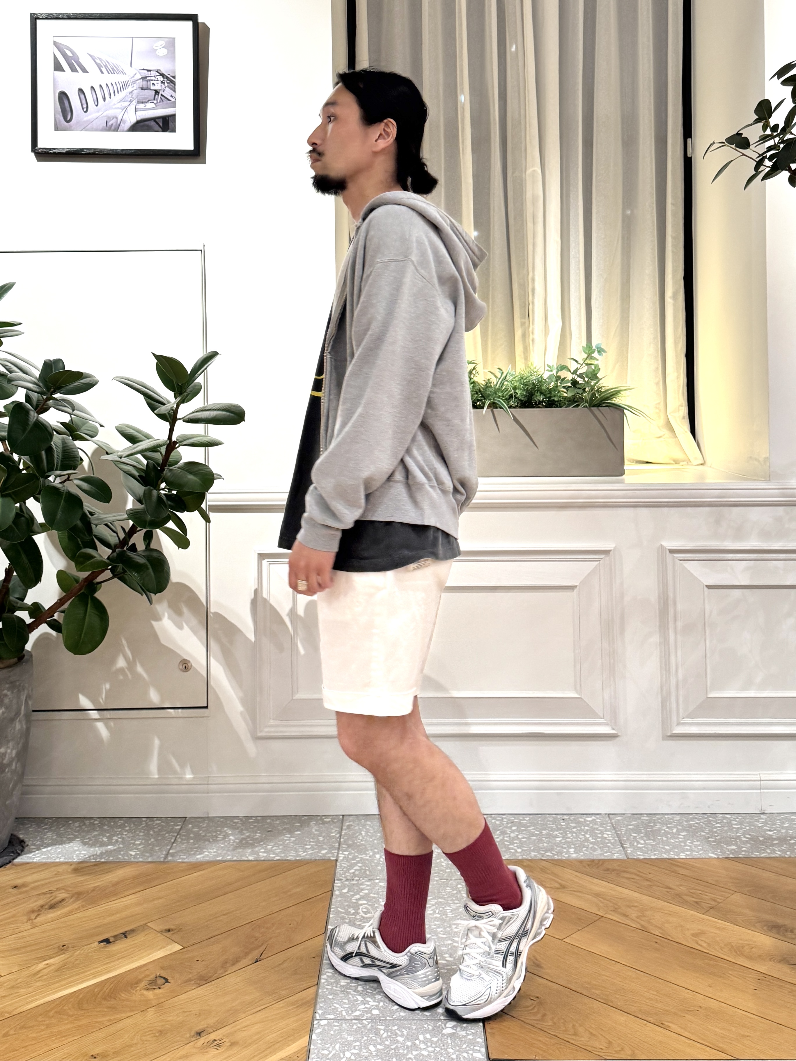 kawarataniさんの「DRESSTERIOR｜REMI RELIEF（レミレリーフ）SP加工裏毛ZIPパーカ New Fit」を使ったコーディネート