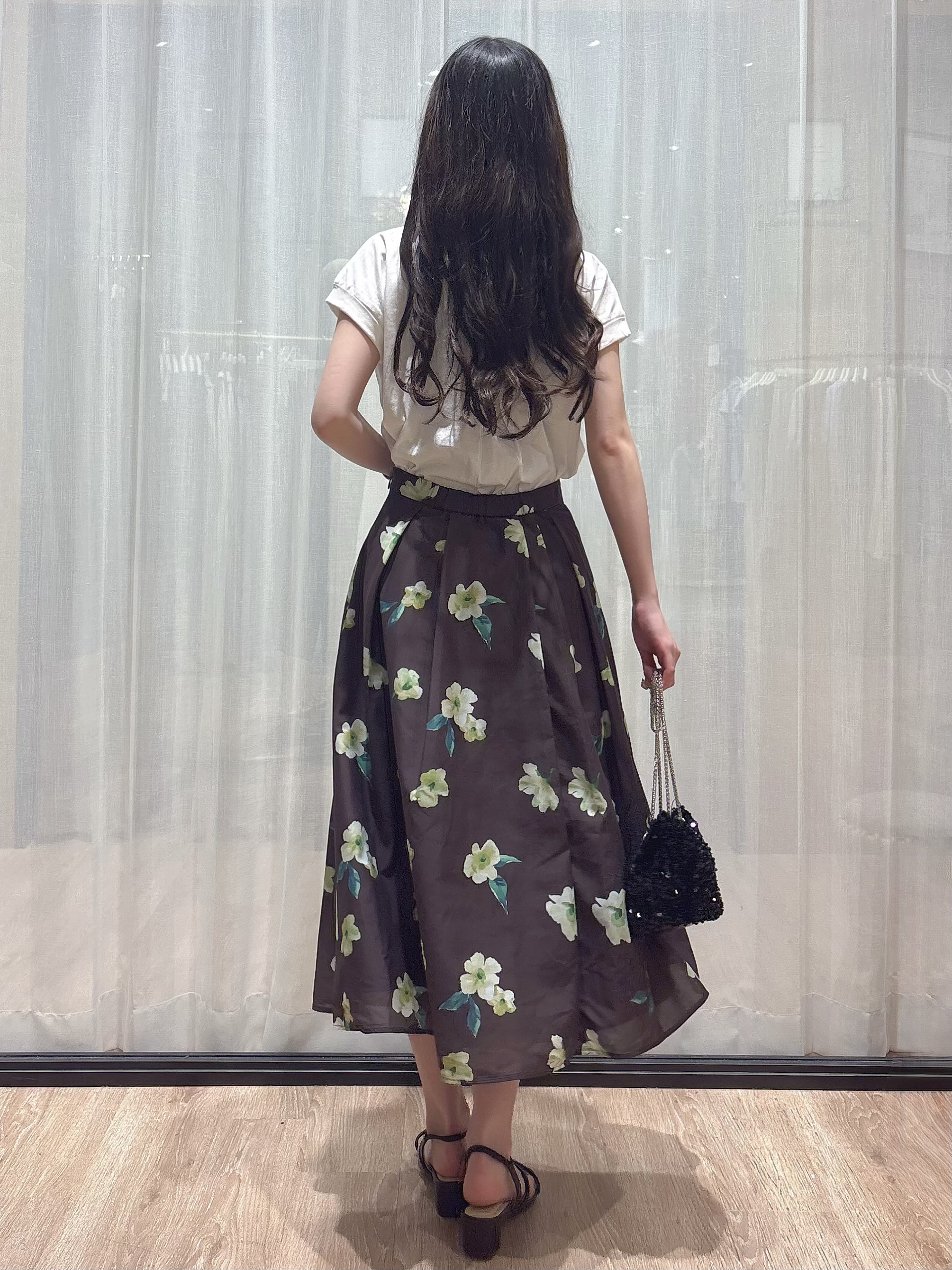 ぞうげさんの「OPAQUE.CLIP｜【接触冷感／UV】ワンポイント刺繍Tシャツ《7col／XS~3L／洗濯機OK》」を使ったコーディネート