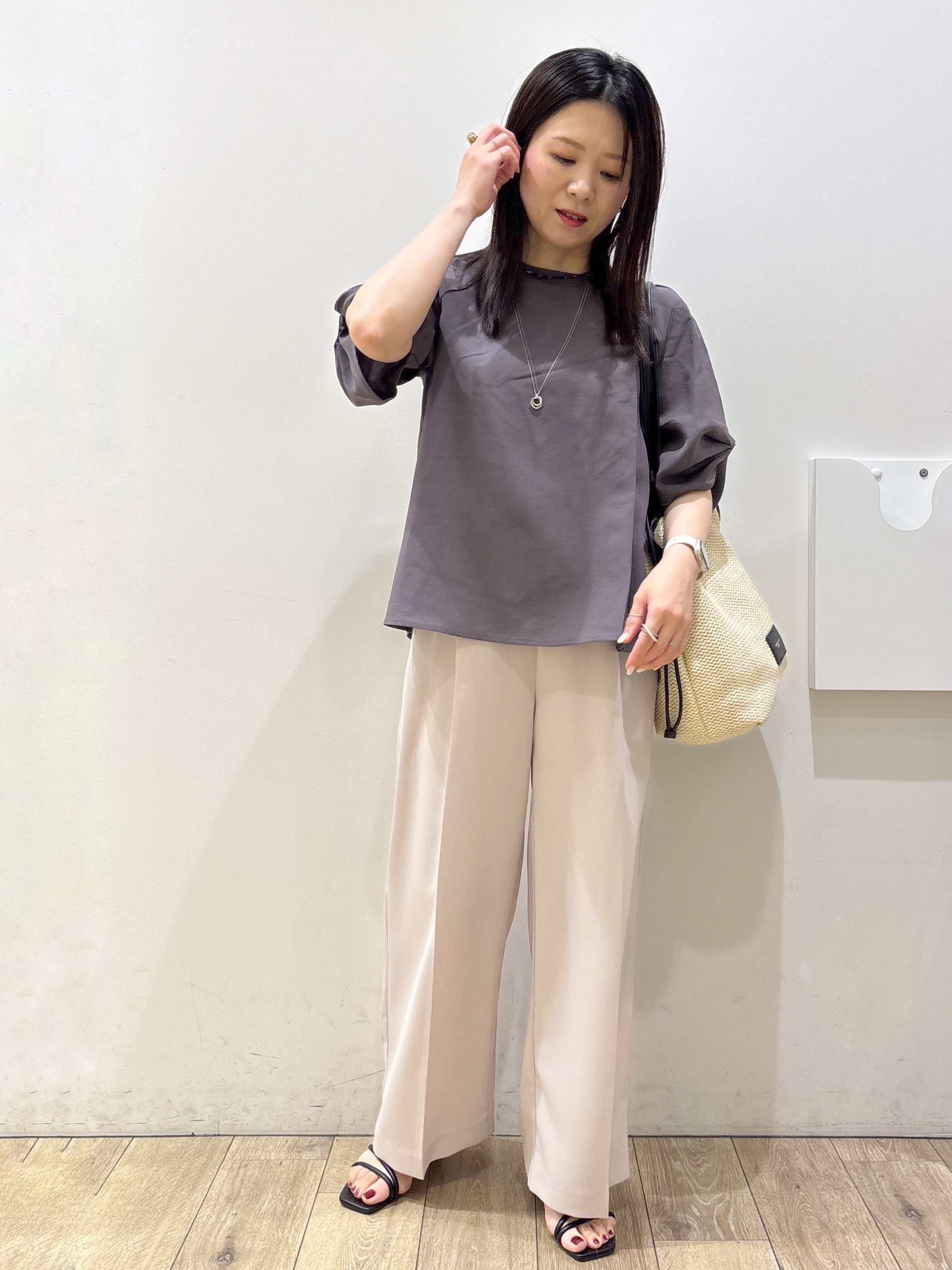 mameさんの「index｜【接触冷感／吸水速乾】リネンライク タックスリーブブラウス《セットアップ対応／洗濯機OK》」を使ったコーディネート