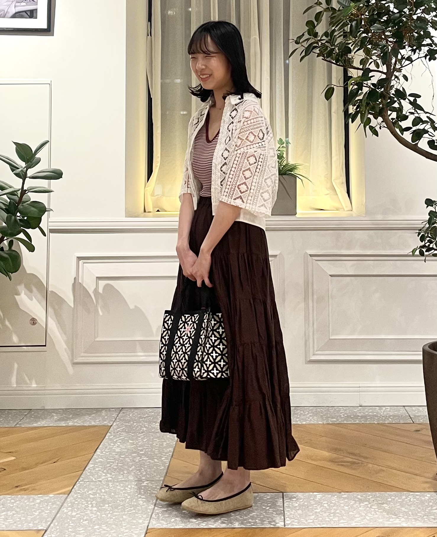 Lilyさんの「DRESSTERIOR｜【着映え/ハーフ袖】ウォッシャブルレース クロップドシャツ」を使ったコーディネート