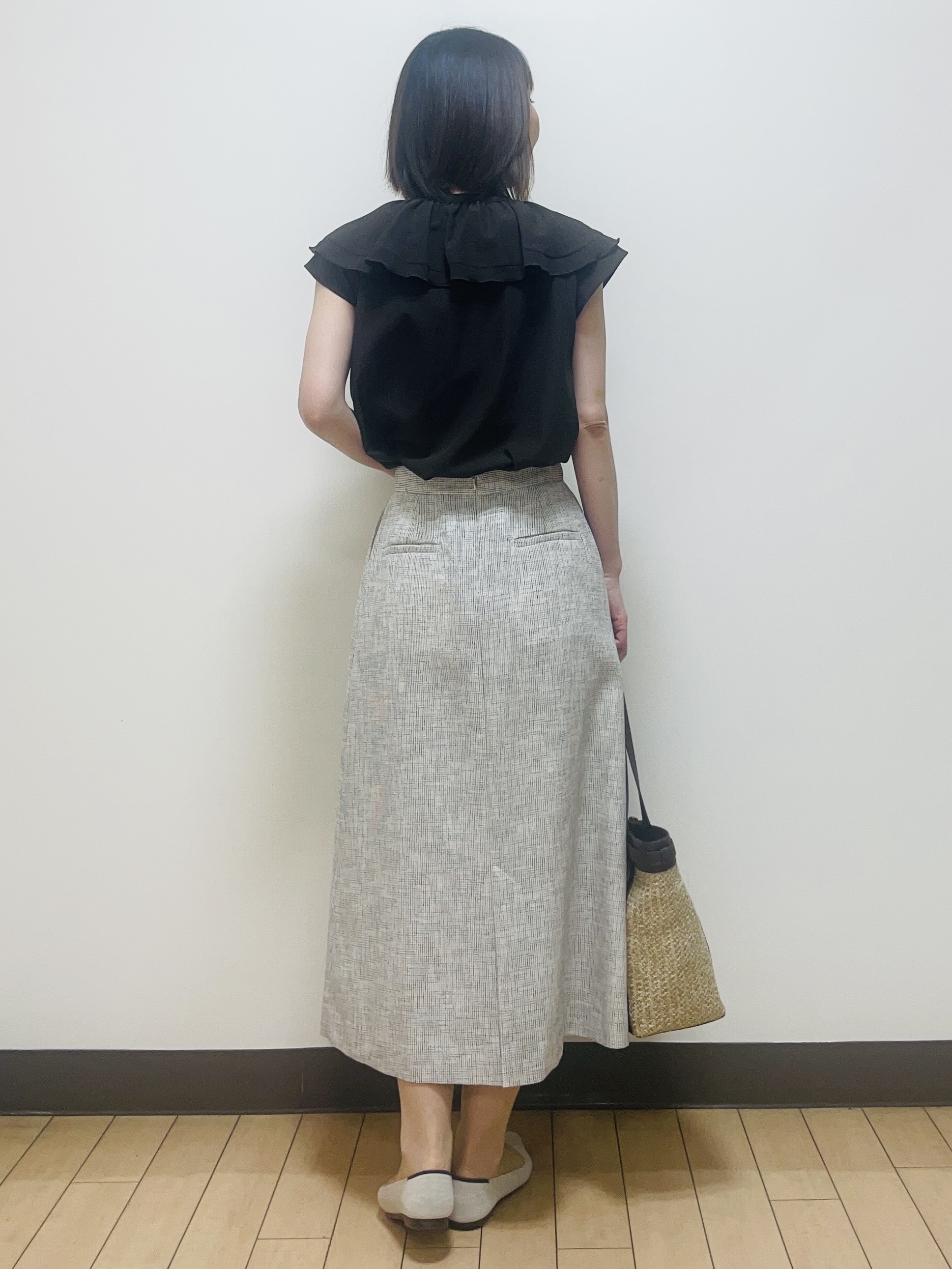 Riiさんの「Reflect｜【通気性あり／涼しい／マシンウォッシャブル】フリルブラウス」を使ったコーディネート