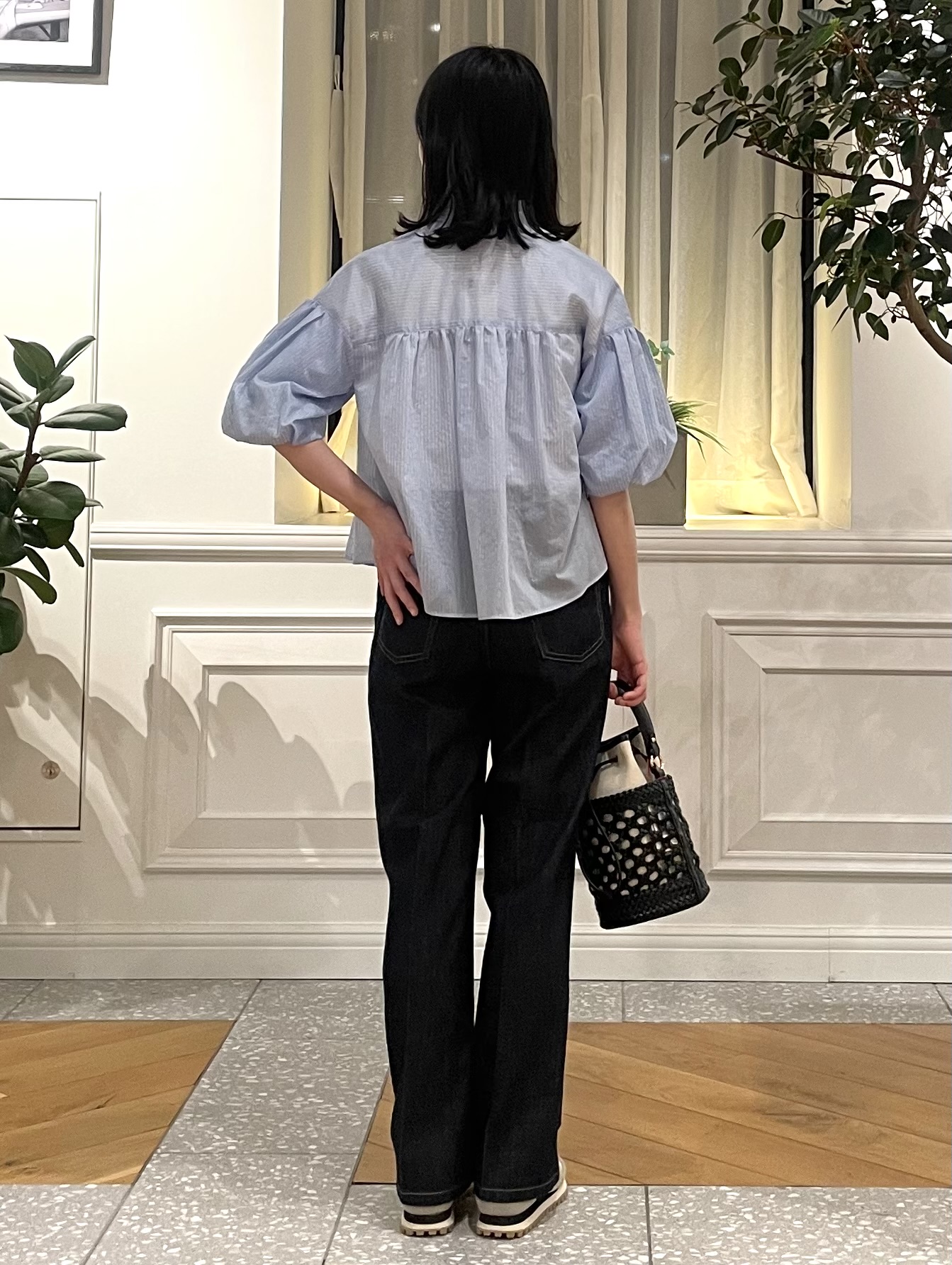 Lilyさんの「DRESSTERIOR｜【1枚で着映え/ウォッシャブル】ストライプスタンドフリルボリュームスリーブブラウス」を使ったコーディネート