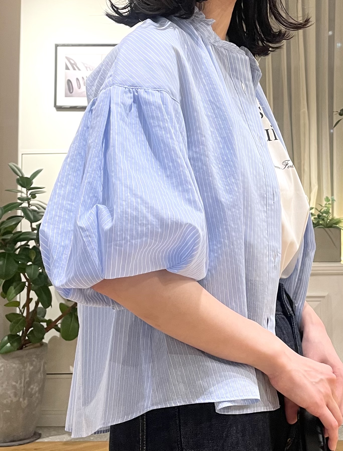 Lilyさんの「DRESSTERIOR｜【1枚で着映え/ウォッシャブル】ストライプスタンドフリルボリュームスリーブブラウス」を使ったコーディネート