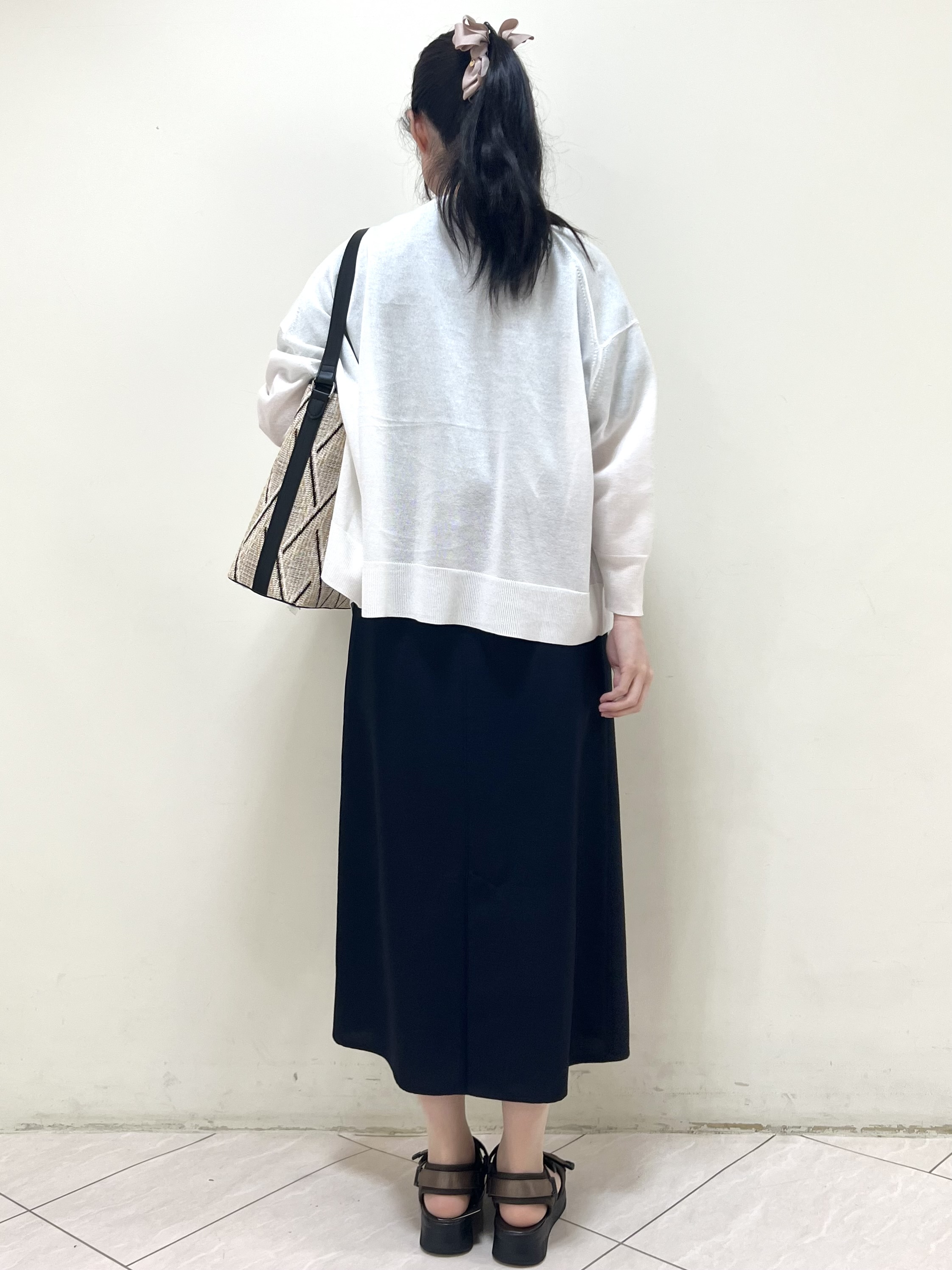 yanaさんの「Reflect｜【冷房対策に◎】すっきり見え着流しカーディガン」を使ったコーディネート