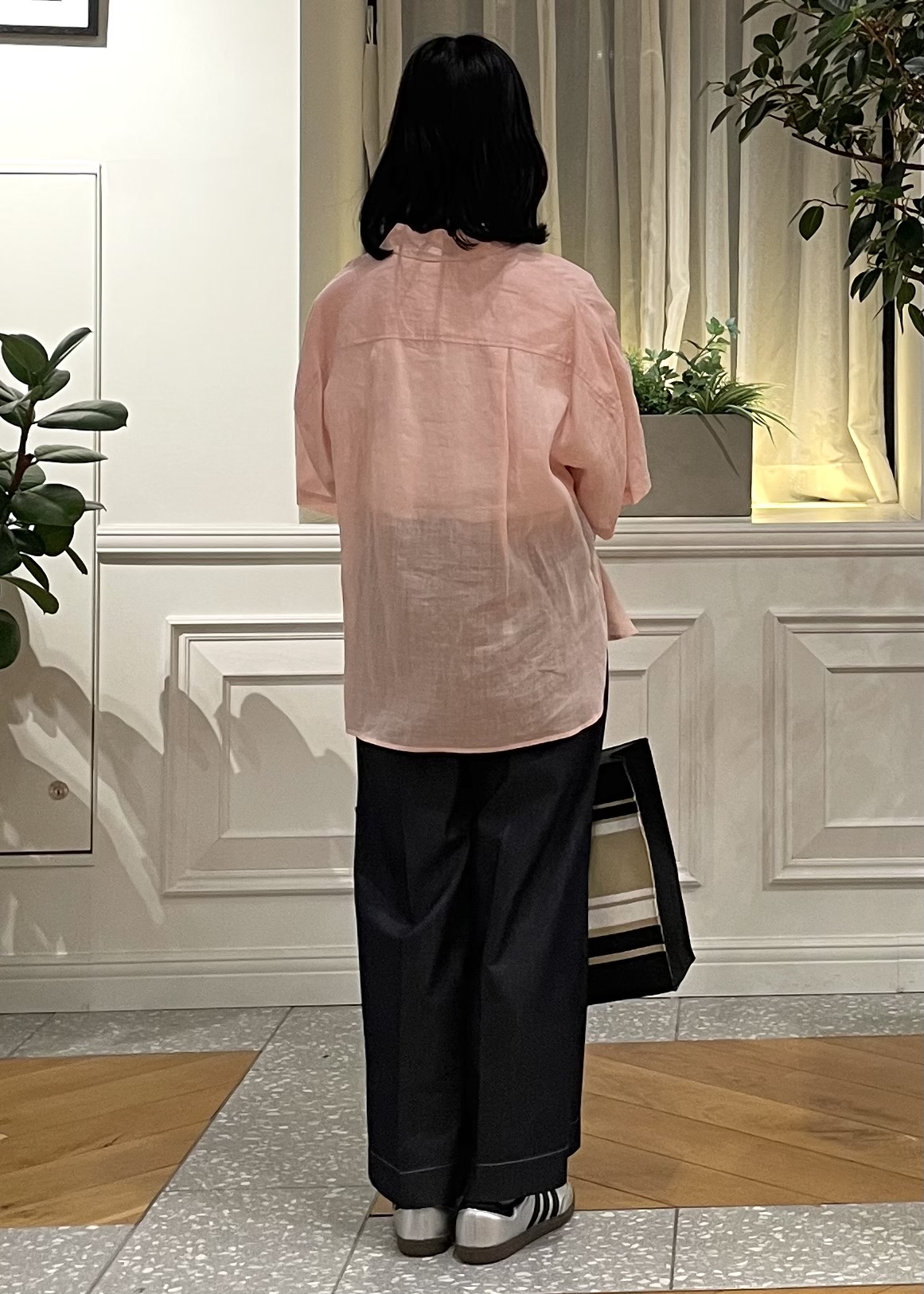 Lilyさんの「DRESSTERIOR｜ピュアラミー シャツ」を使ったコーディネート