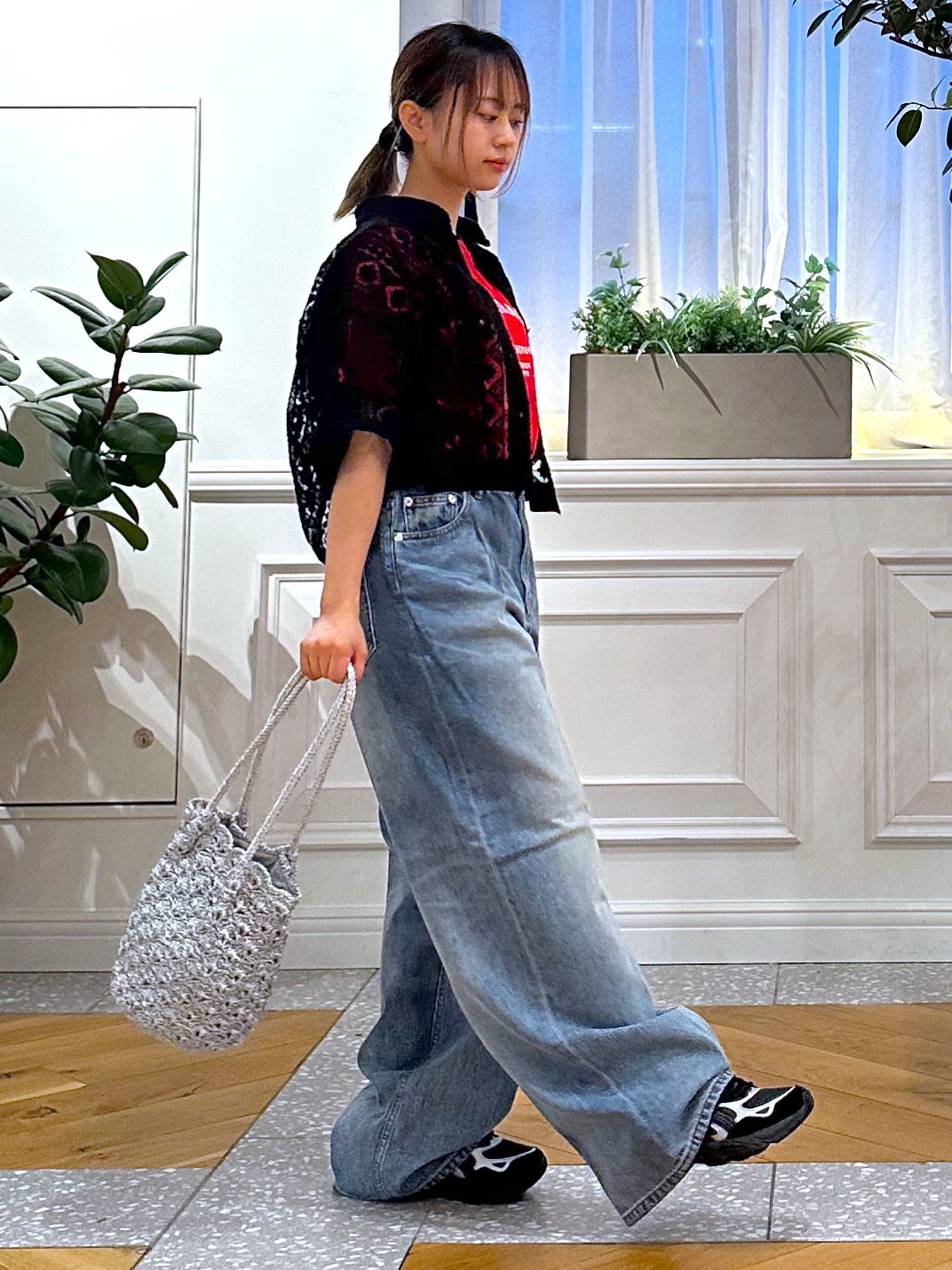 なべこさんの「DRESSTERIOR｜【着映え/ハーフ袖】ウォッシャブルレース クロップドシャツ」を使ったコーディネート