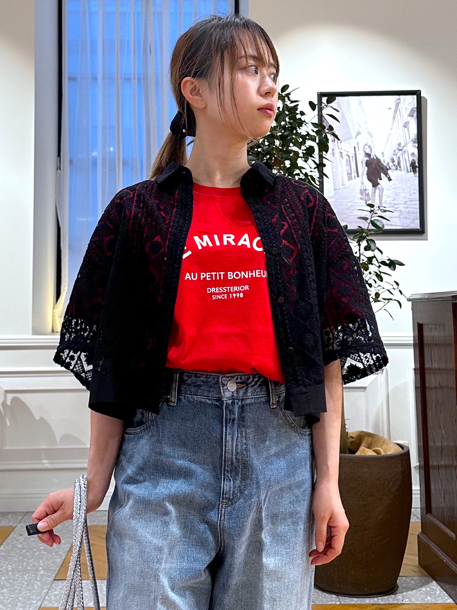 なべこさんの「DRESSTERIOR｜【着映え/ハーフ袖】ウォッシャブルレース クロップドシャツ」を使ったコーディネート