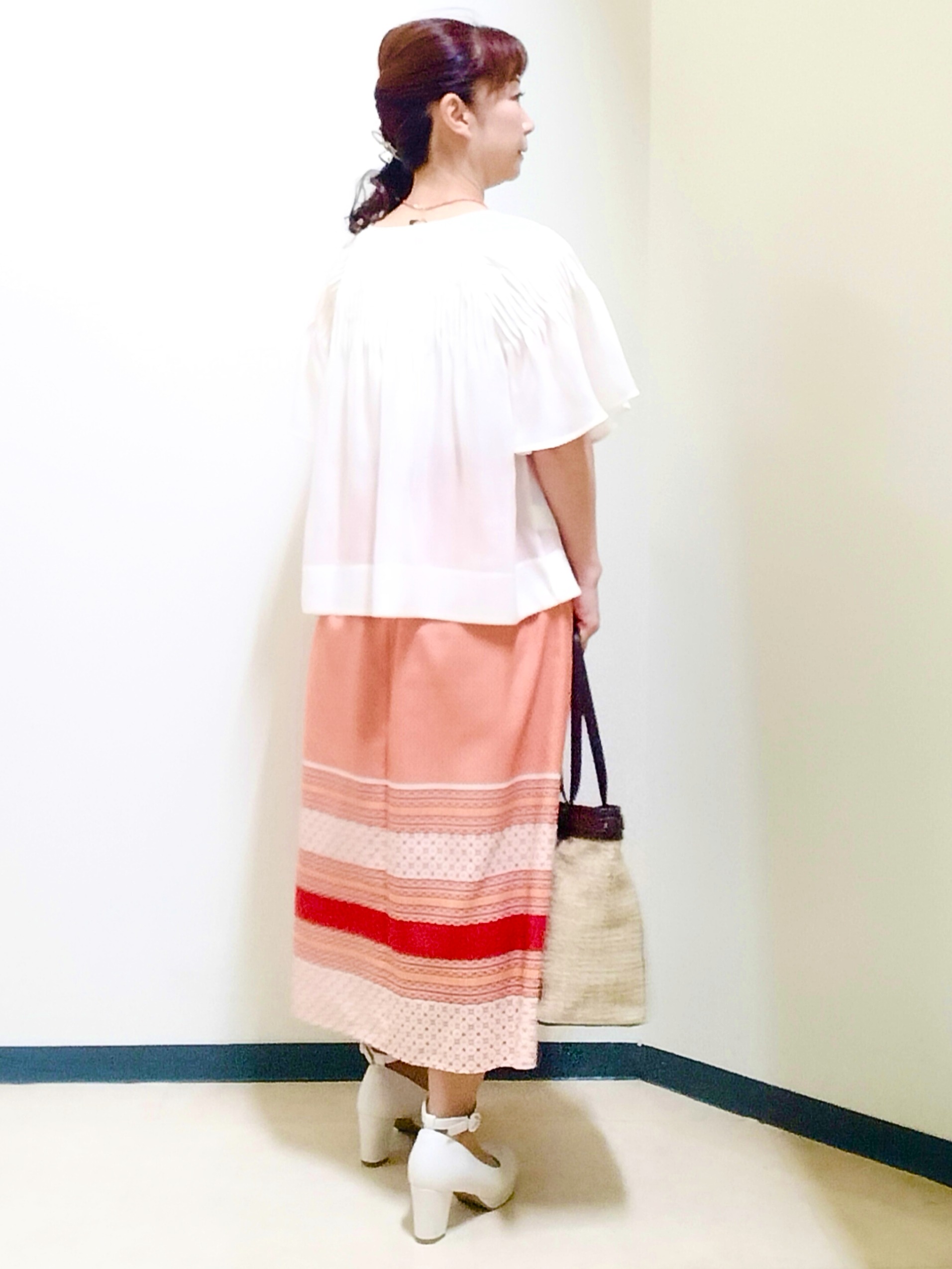 花さんの「Reflect｜ピンタックデザインフレアスリーブブラウス」を使ったコーディネート