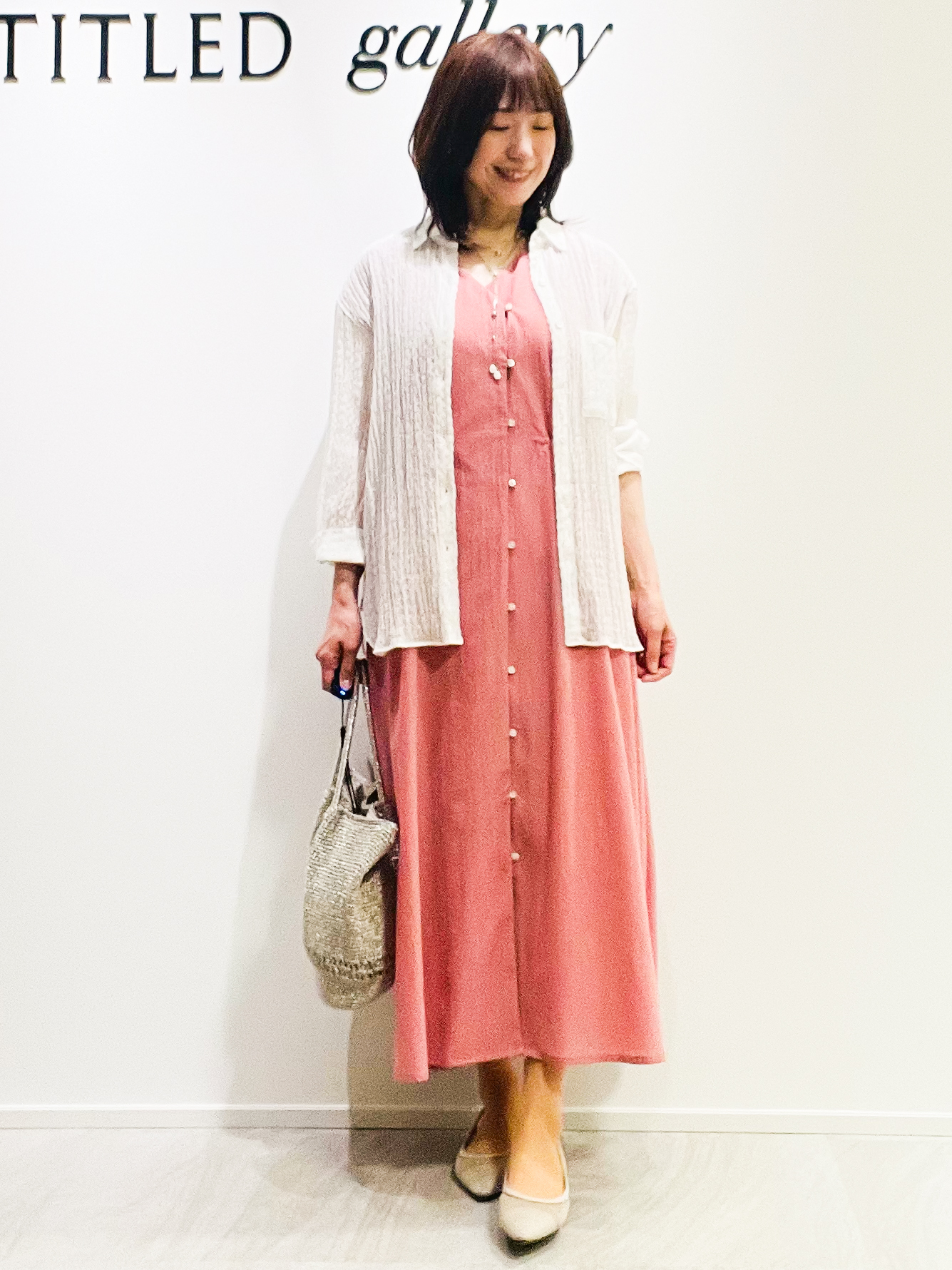 めいさんの「UNTITLED｜【通気性あり／涼しい／マシンウォッシャブル】フロントボタンワンピース」を使ったコーディネート