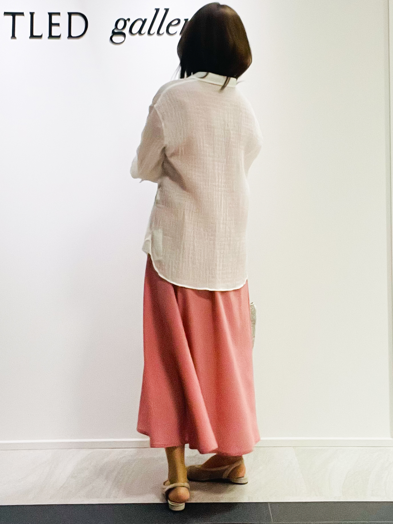 めいさんの「UNTITLED｜【通気性あり／涼しい／マシンウォッシャブル】フロントボタンワンピース」を使ったコーディネート