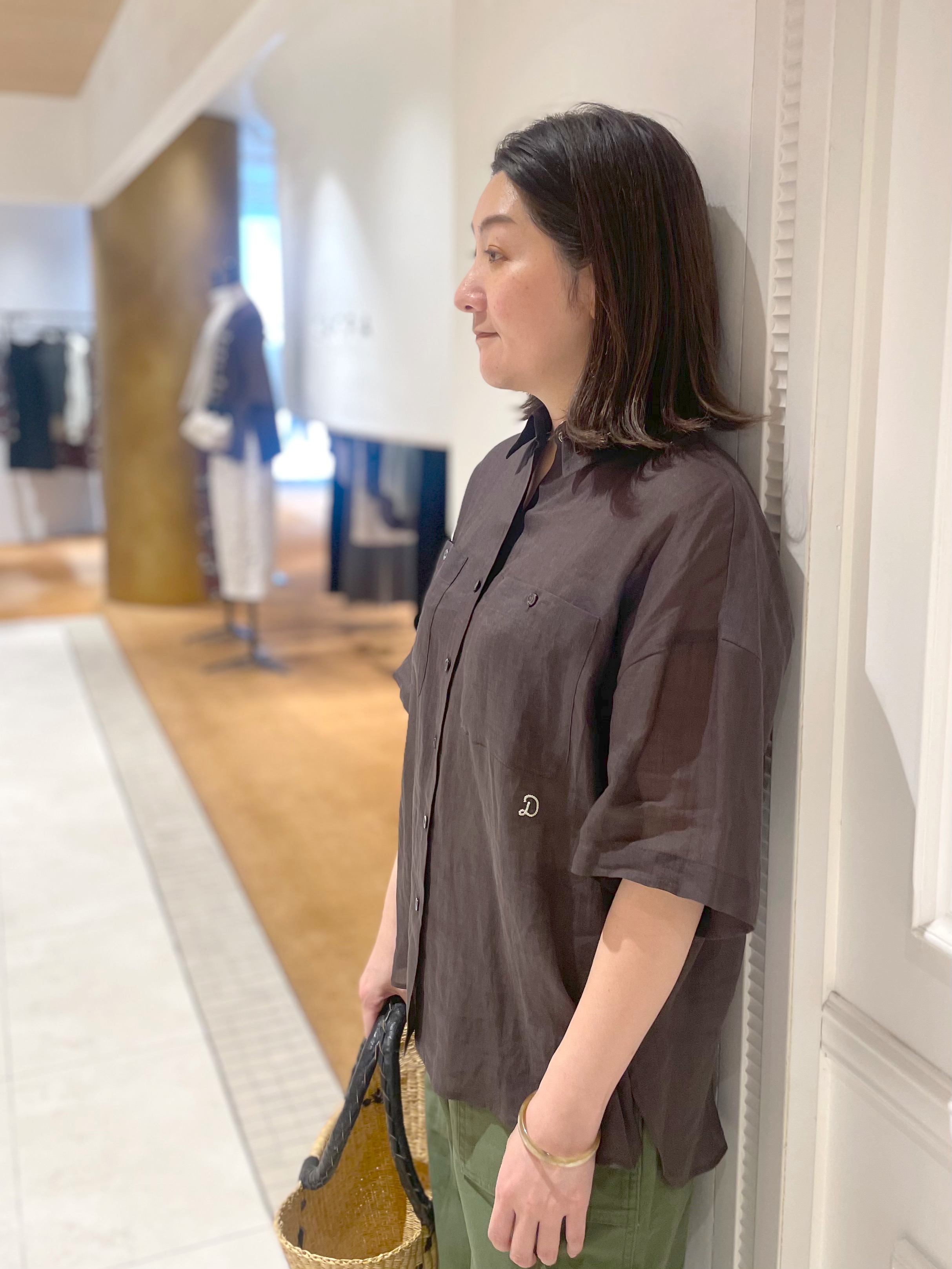 makiさんの「DRESSTERIOR｜ピュアラミー シャツ」を使ったコーディネート