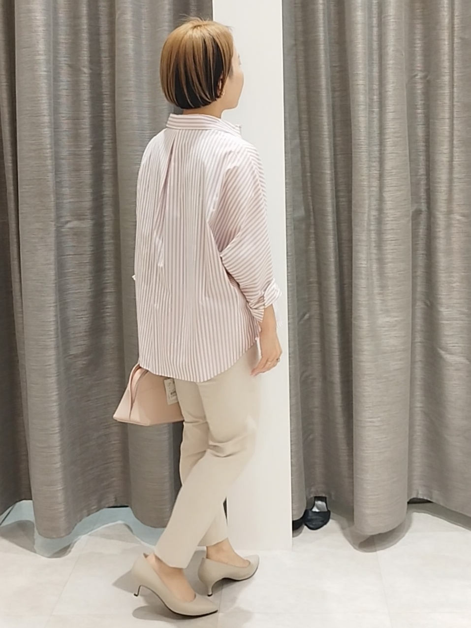 s u g iさんの「UNTITLED｜【接触冷感/吸水速乾/UVカット】ドルマンスリーブシャツ」を使ったコーディネート