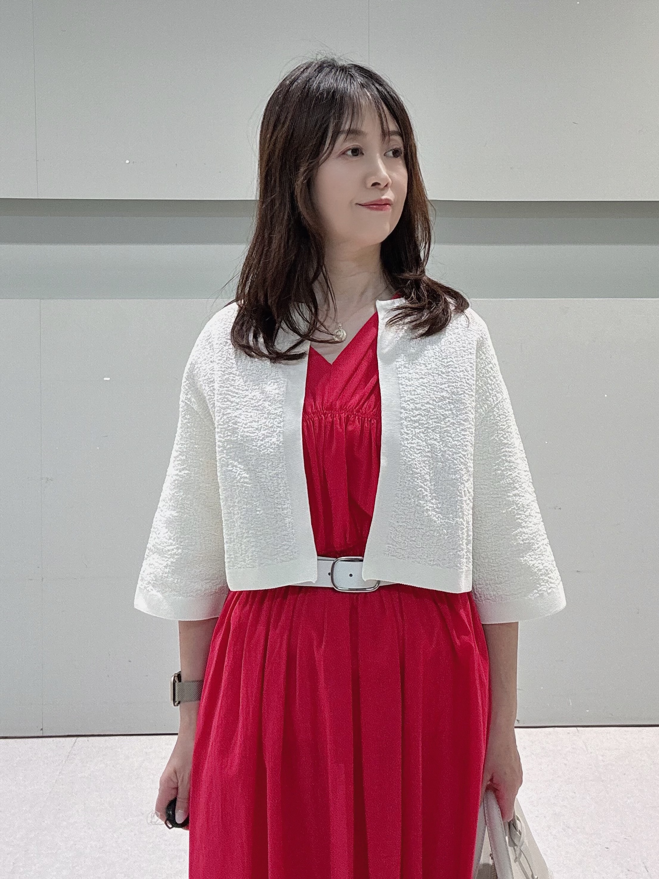 makiさんの「UNTITLED｜【ストレッチ性/洗える】短丈ニットカーディガン」を使ったコーディネート