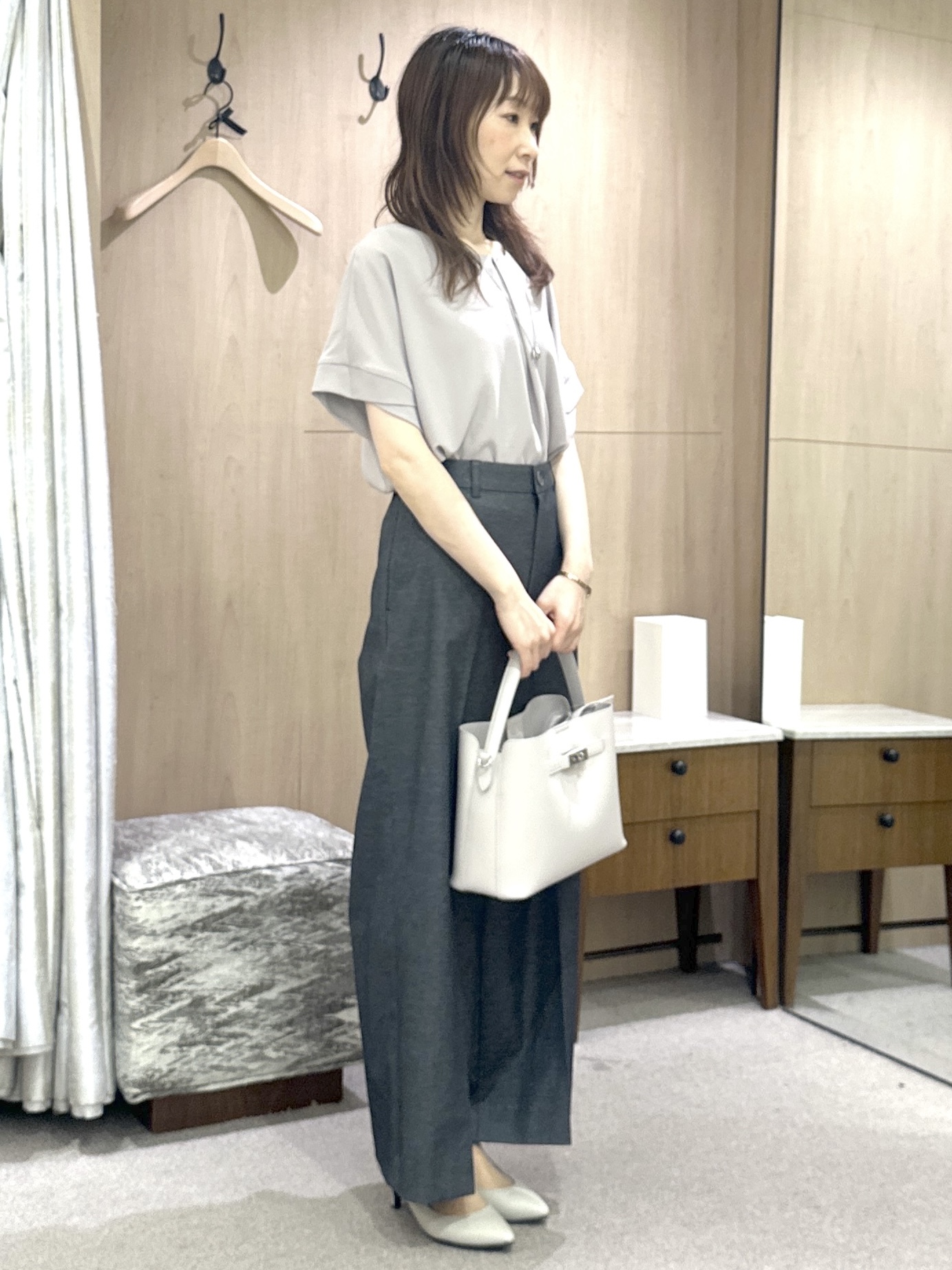 Miwaさんの「UNTITLED｜【アンサンブル可/シアー】リネンエステルカーディガン」を使ったコーディネート