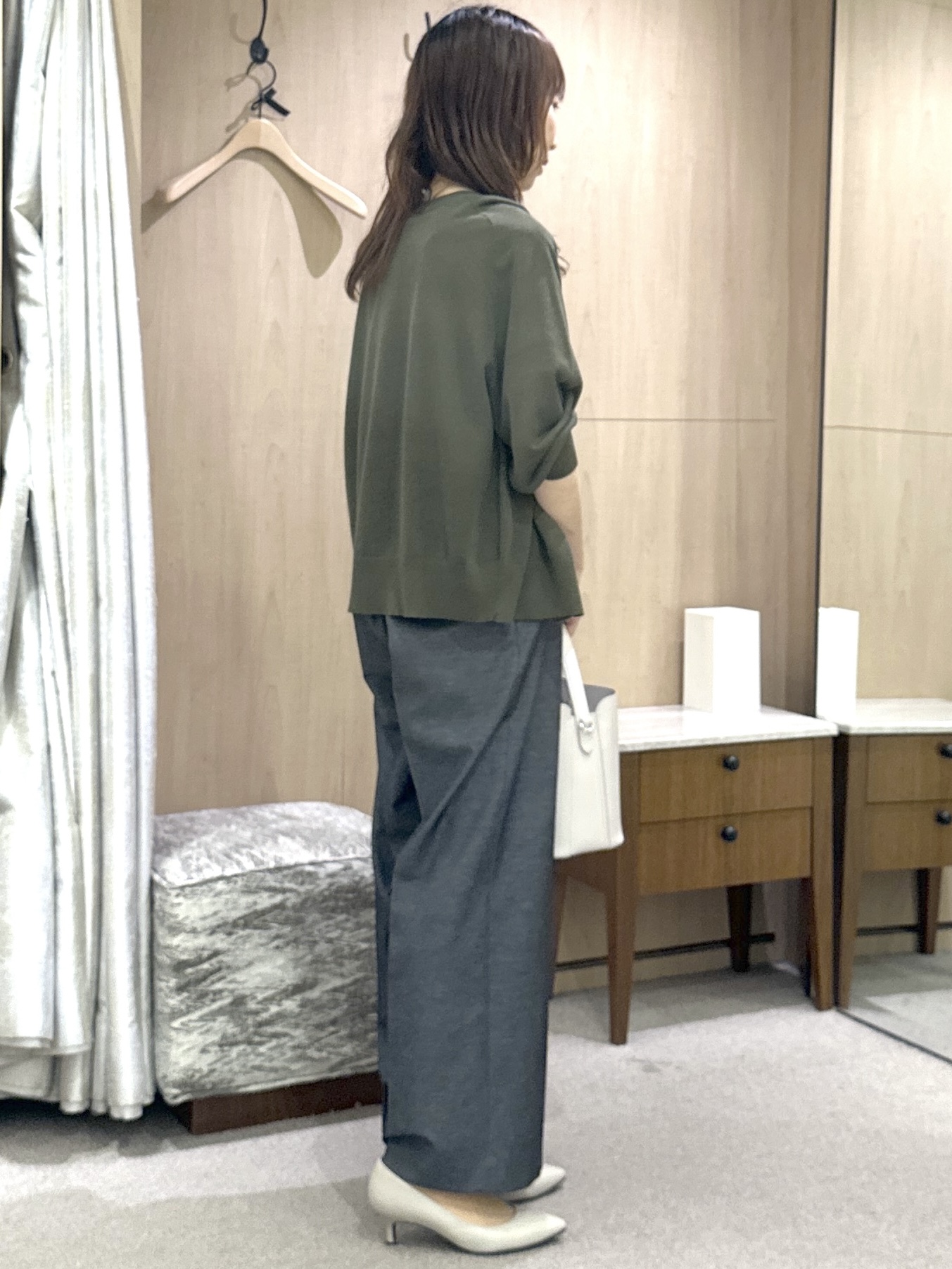 Miwaさんの「UNTITLED｜【アンサンブル可/シアー】リネンエステルカーディガン」を使ったコーディネート