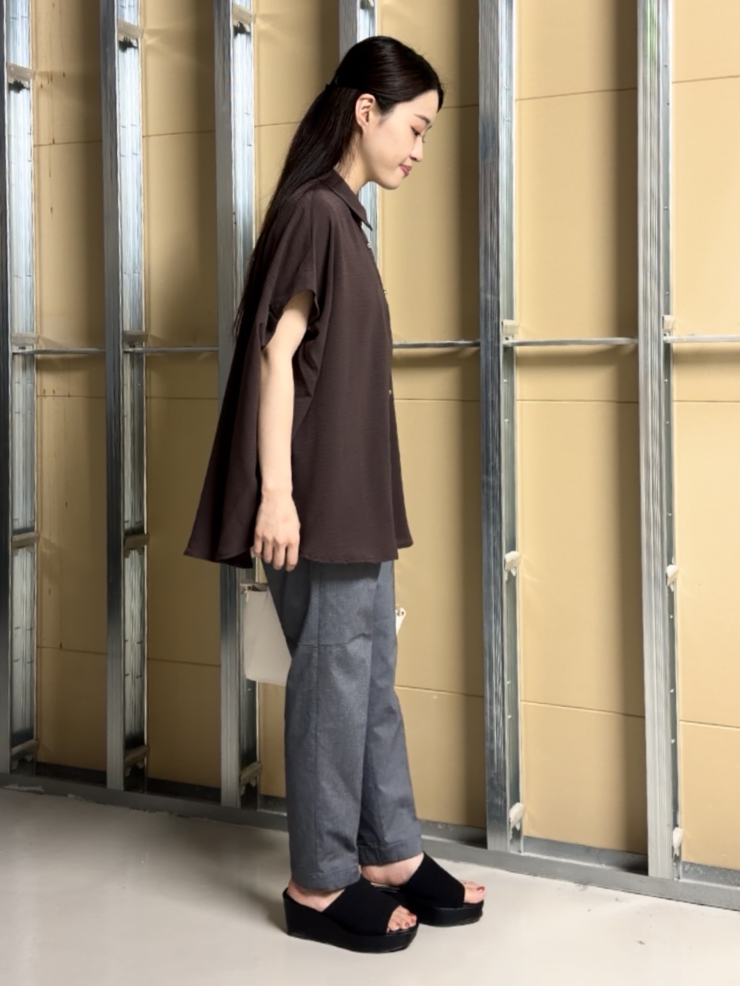 sahoさんの「THE SHOP TK｜【ひんやり/防しわ/UV/吸水速乾】襟付き フレンチスリーブシャツ」を使ったコーディネート