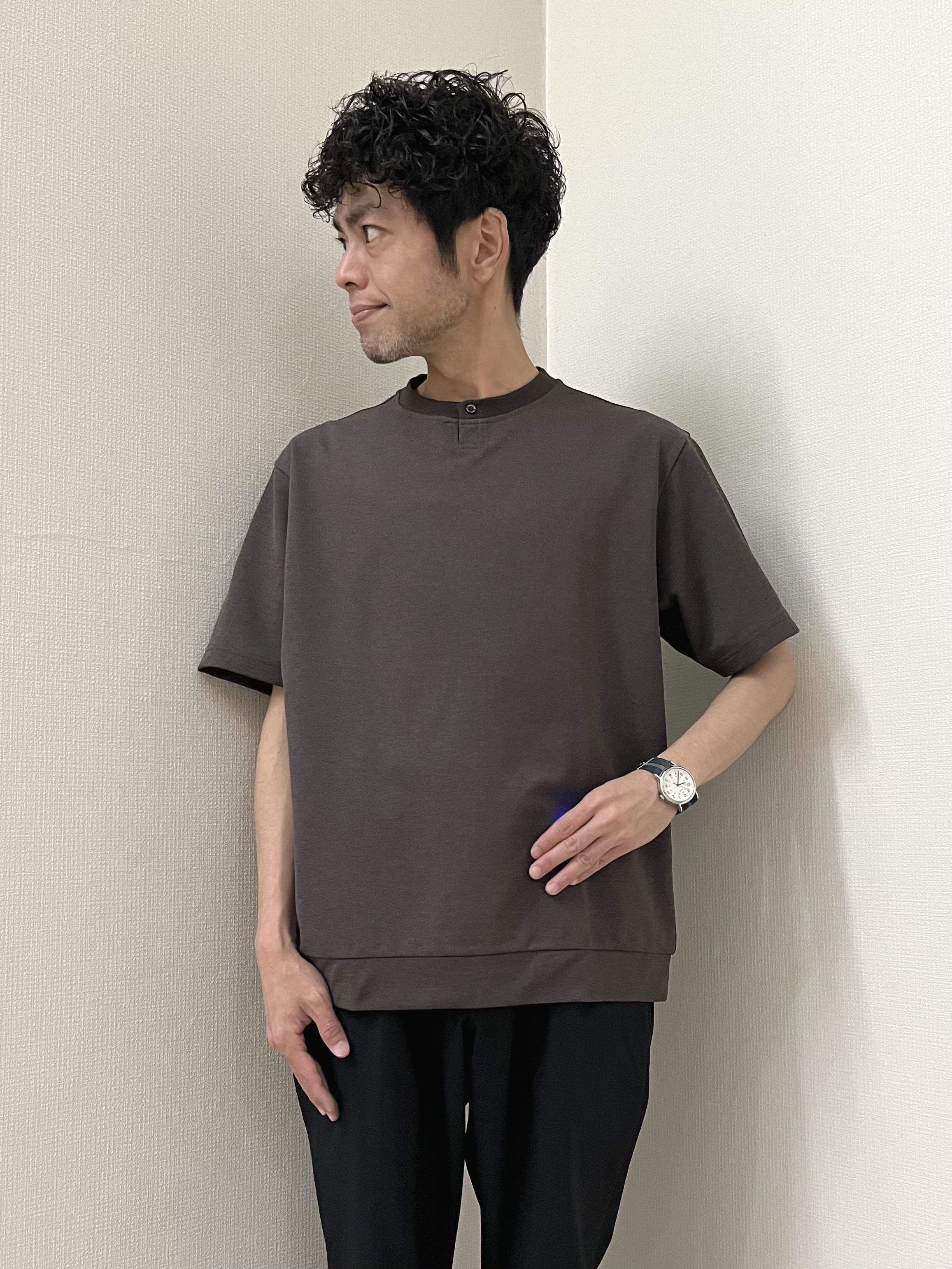URAさんの「TAKEO KIKUCHI｜【吸汗速乾】タイル柄プリント 半袖シャツ」を使ったコーディネート