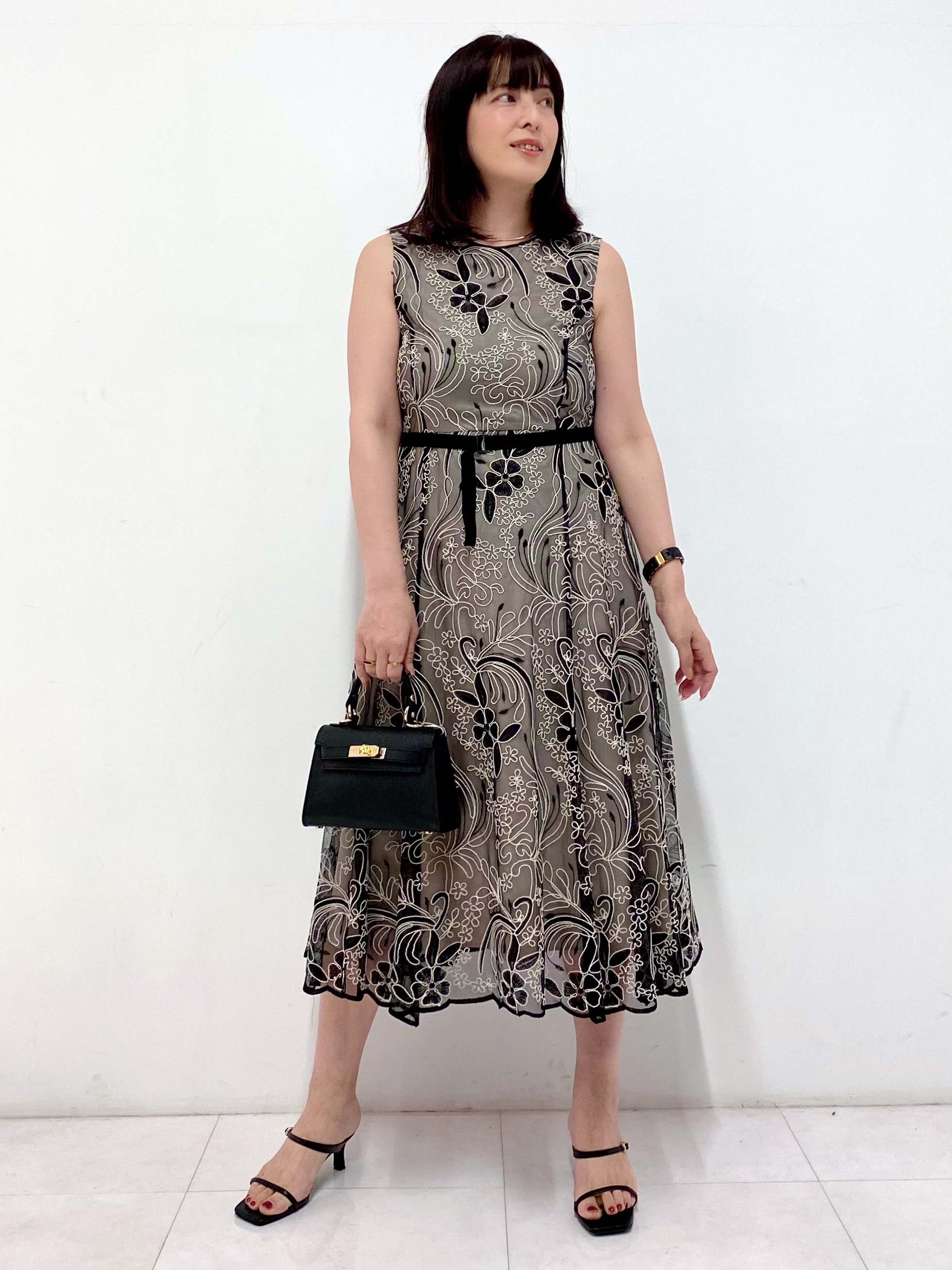 Sawaguchiさんの「DRESSTERIOR｜シアーコードレース ドレス」を使ったコーディネート