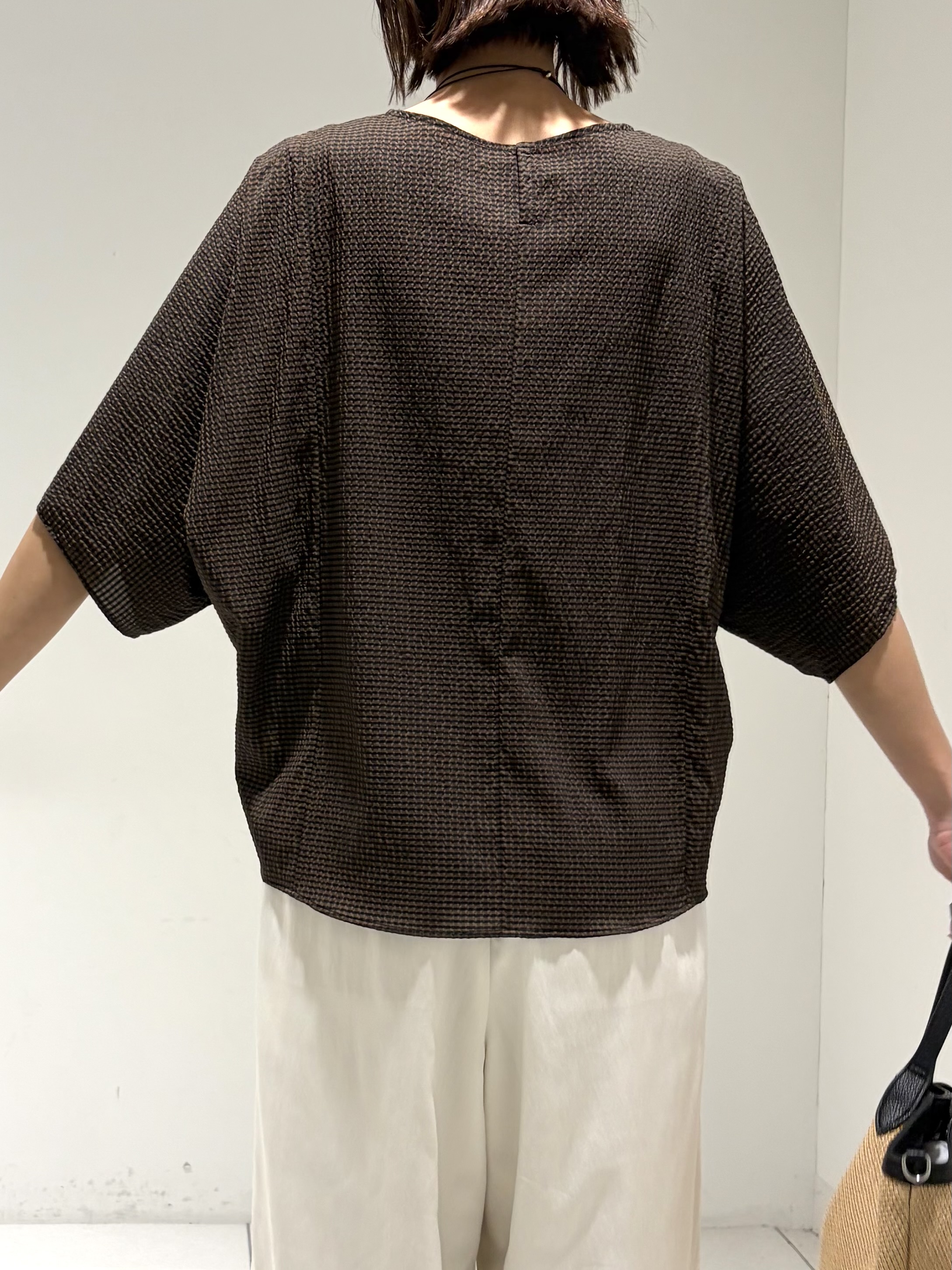 shioriさんの「INDIVI｜【体型カバー】サッカーチェックドルマントップス」を使ったコーディネート