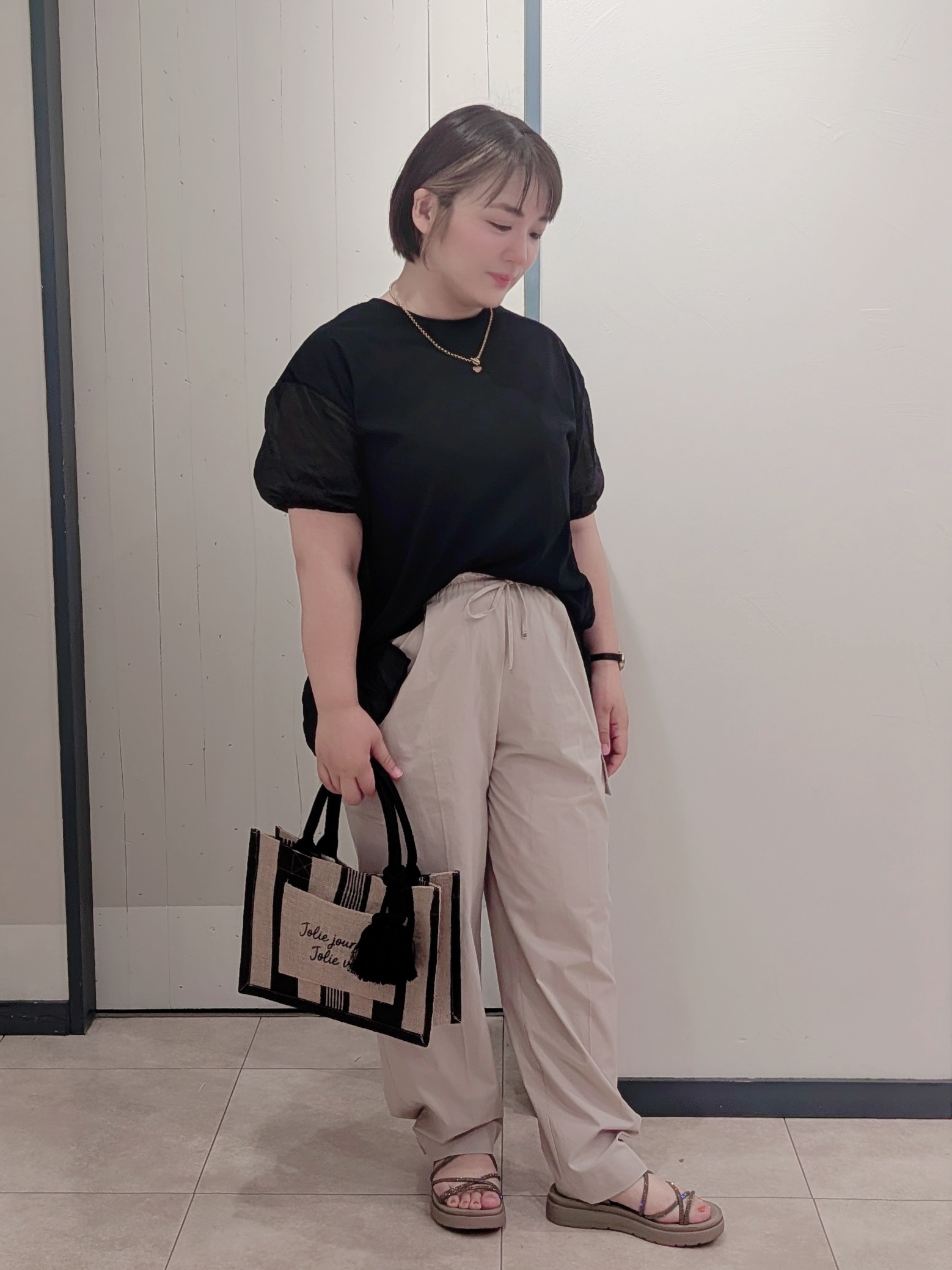yukikaさんの「grove｜【貴島明日香さん着用/UVカット】体型カバー叶う、バックプリーツTシャツ」を使ったコーディネート