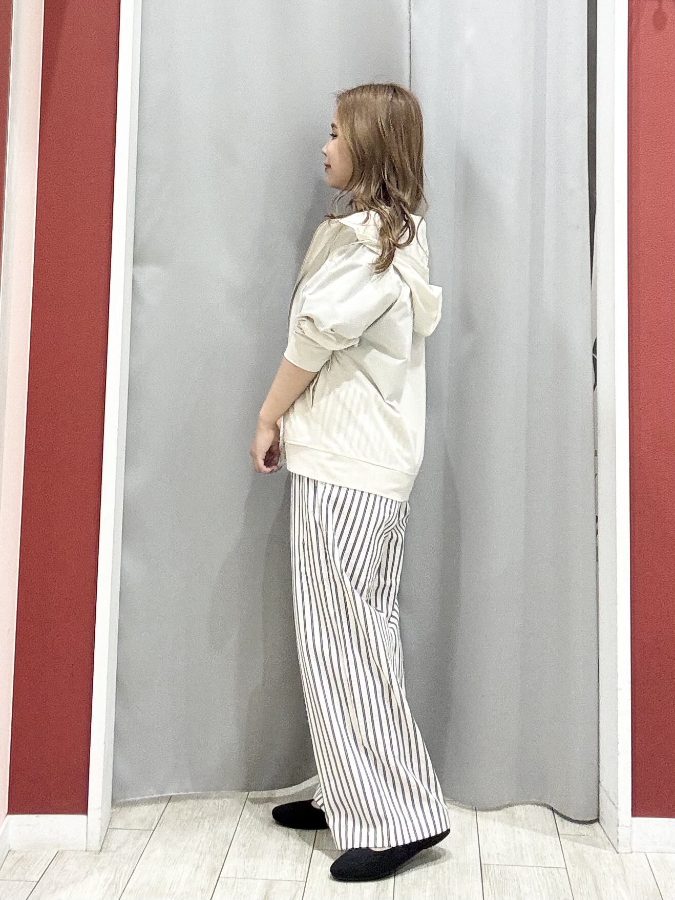 shioさんの「SHOO･LA･RUE｜【ひんやり/UV/洗濯機可】日焼け対策も快適に 指穴つき ジップパーカー」を使ったコーディネート