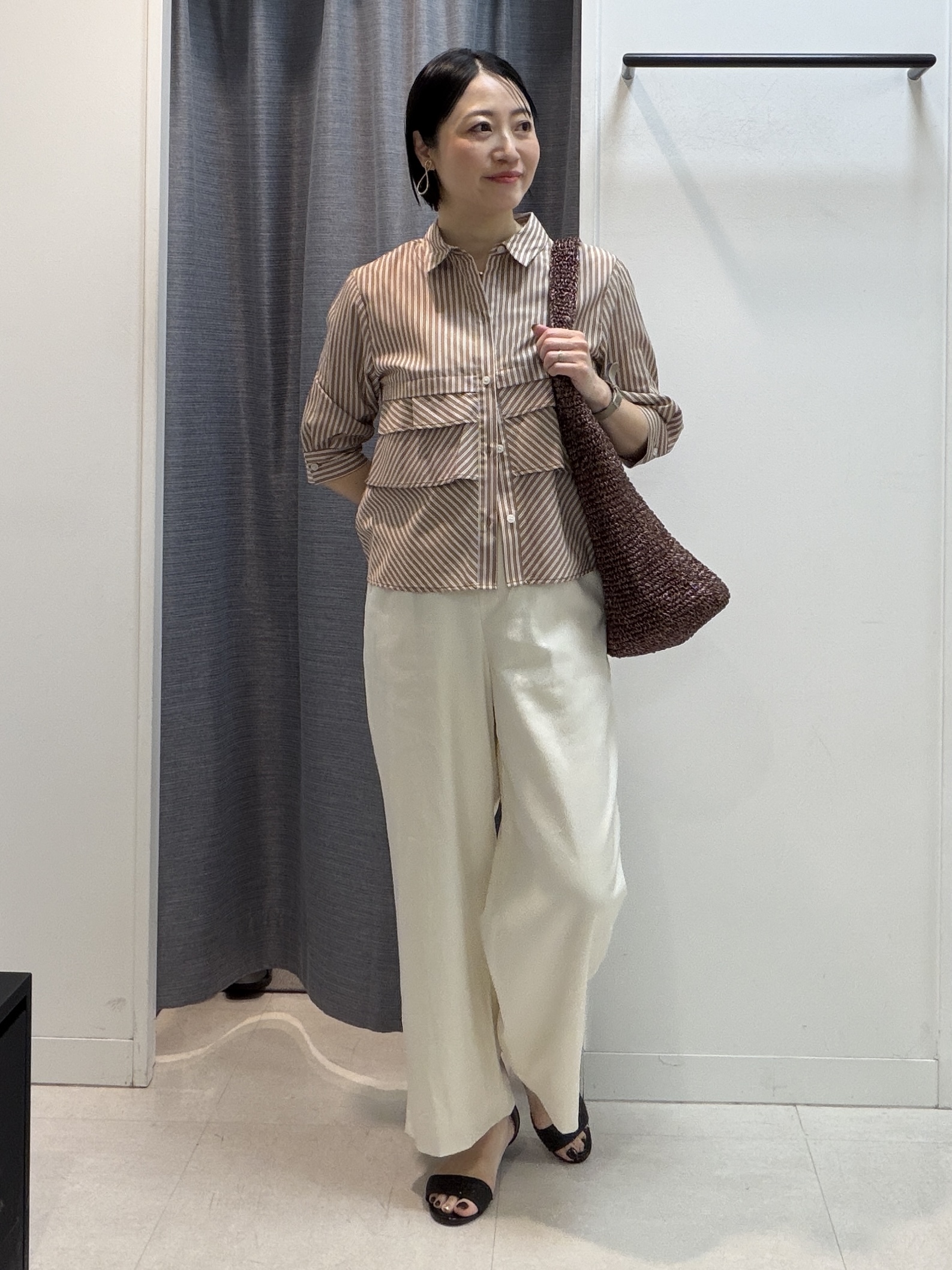shihoさんの「INDIVI｜【UVケア／吸汗速乾／着映え】ティアードストライプシャツ」を使ったコーディネート