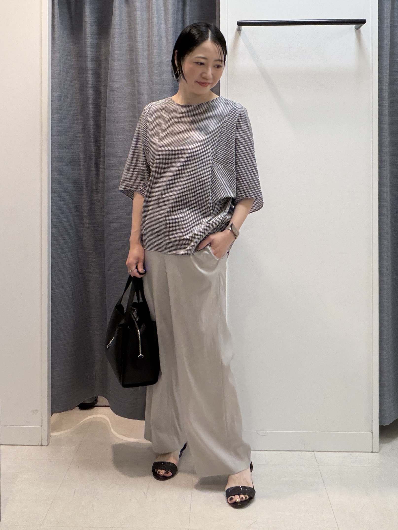 shihoさんの「INDIVI｜【体型カバー】サッカーチェックドルマントップス」を使ったコーディネート