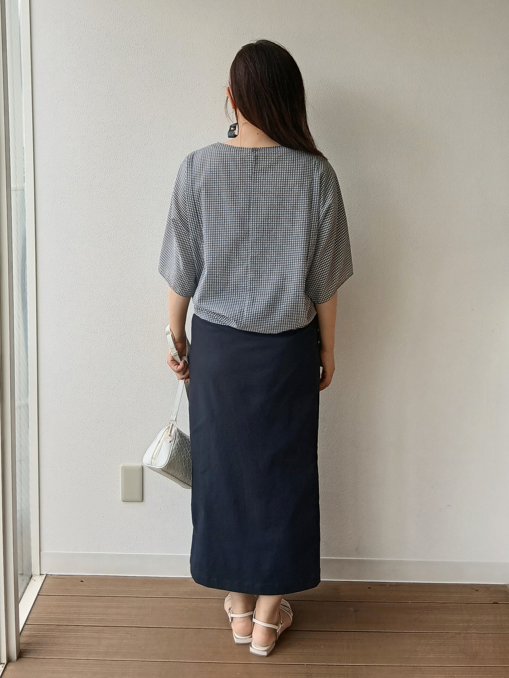 なみきさんの「UNTITLED｜【体型カバー】サッカーチェックドルマントップス」を使ったコーディネート