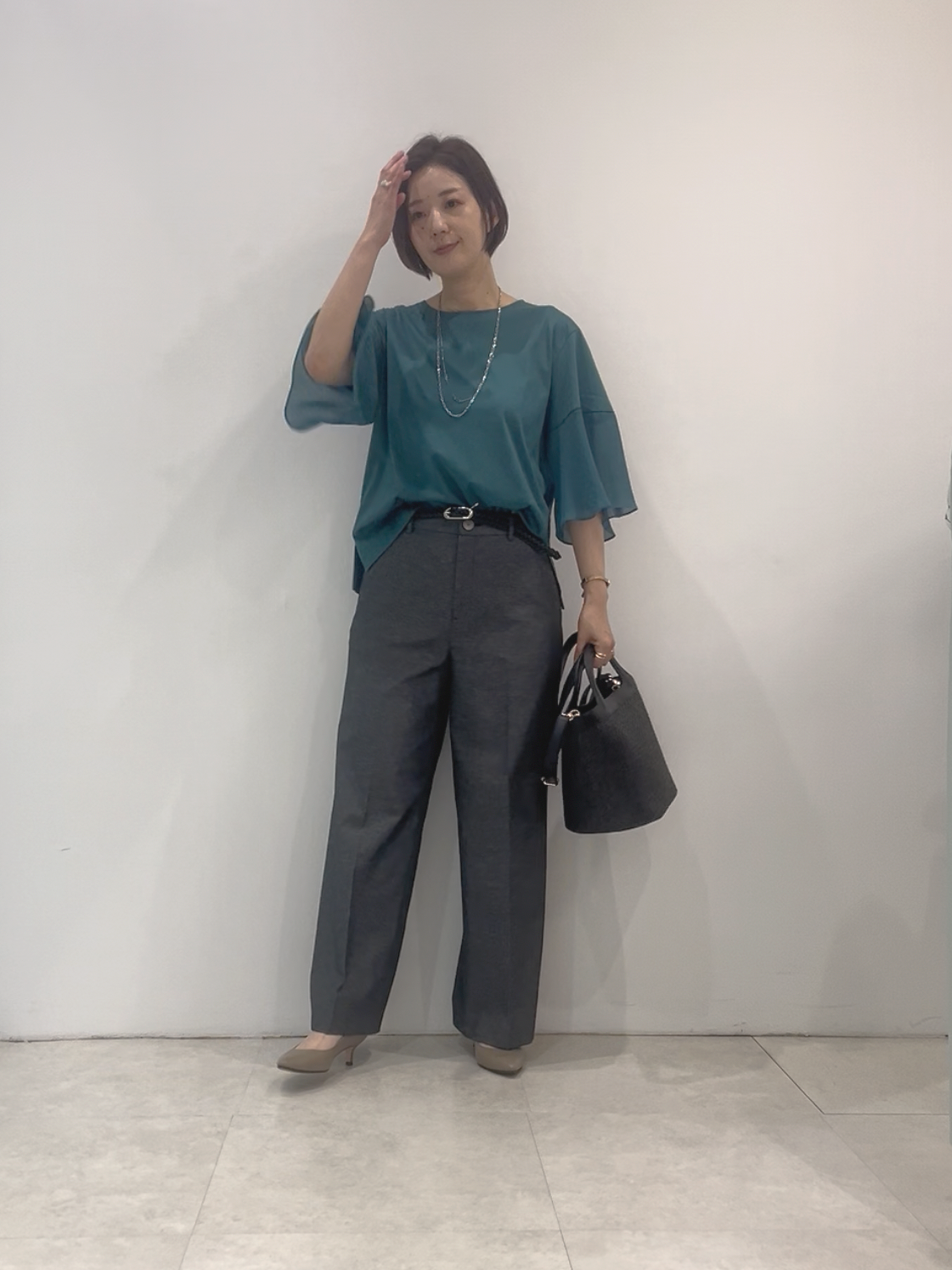 まどかさんの「UNTITLED｜【洗える/華奢見え】袖シアープルオーバー」を使ったコーディネート