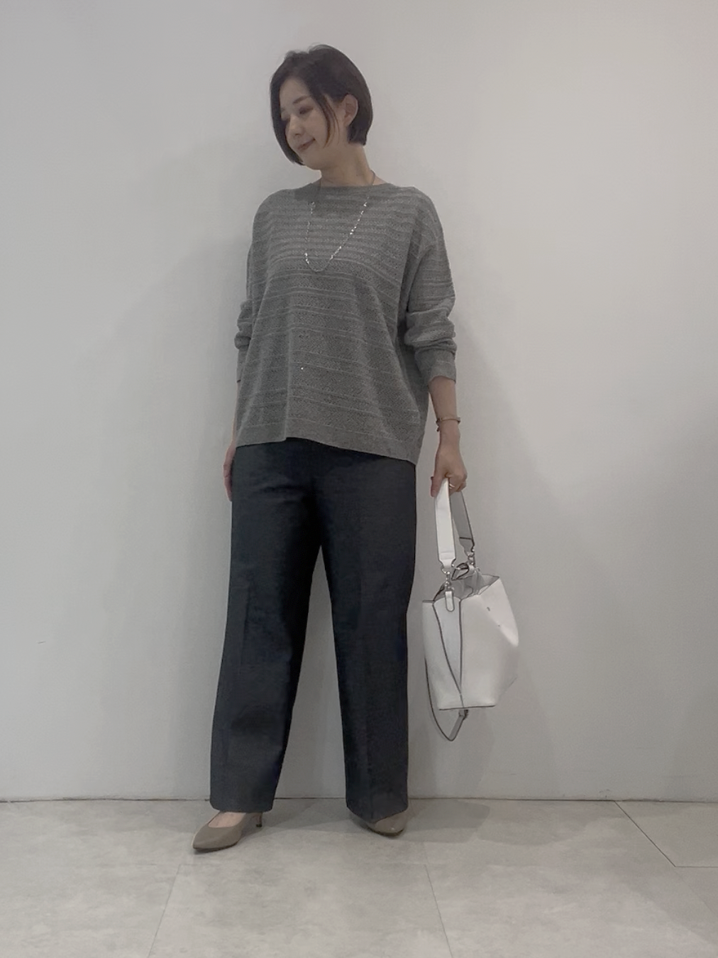 まどかさんの「UNTITLED｜【接触冷感/洗える/後ろウエストゴム】オックスワイドパンツ」を使ったコーディネート