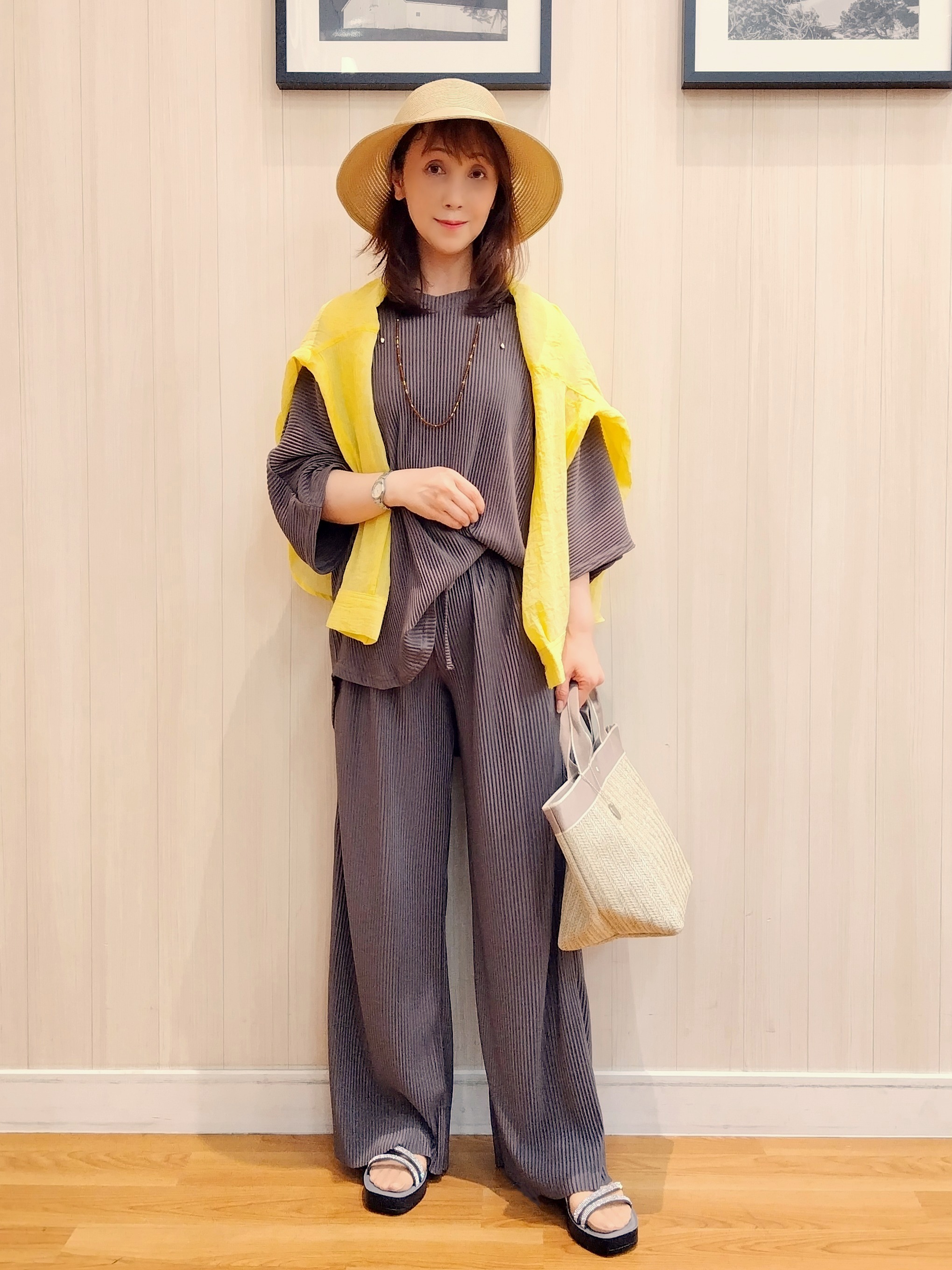 yseさんの「SHOO･LA･RUE｜【体型カバー】ふんわり質感 やわらかこなれシアーシャツ」を使ったコーディネート