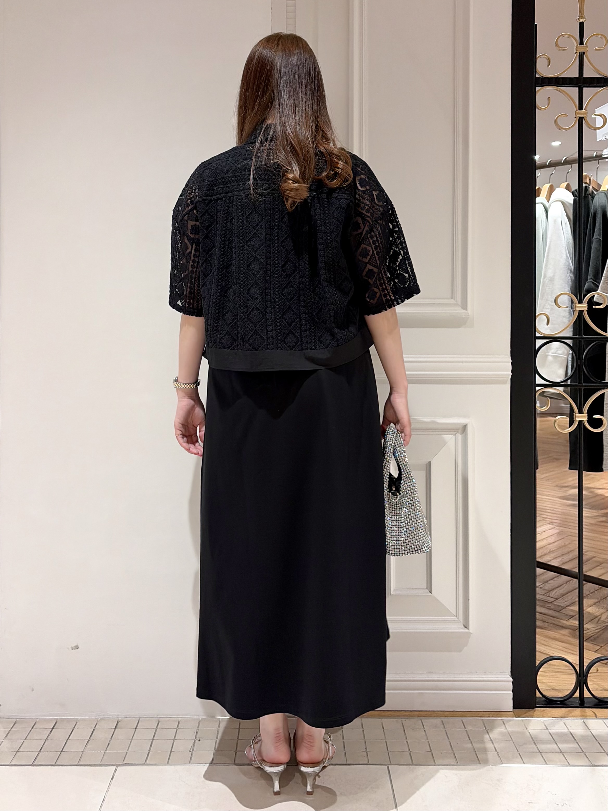 minowaさんの「DRESSTERIOR｜【着映え/ハーフ袖】ウォッシャブルレース クロップドシャツ」を使ったコーディネート